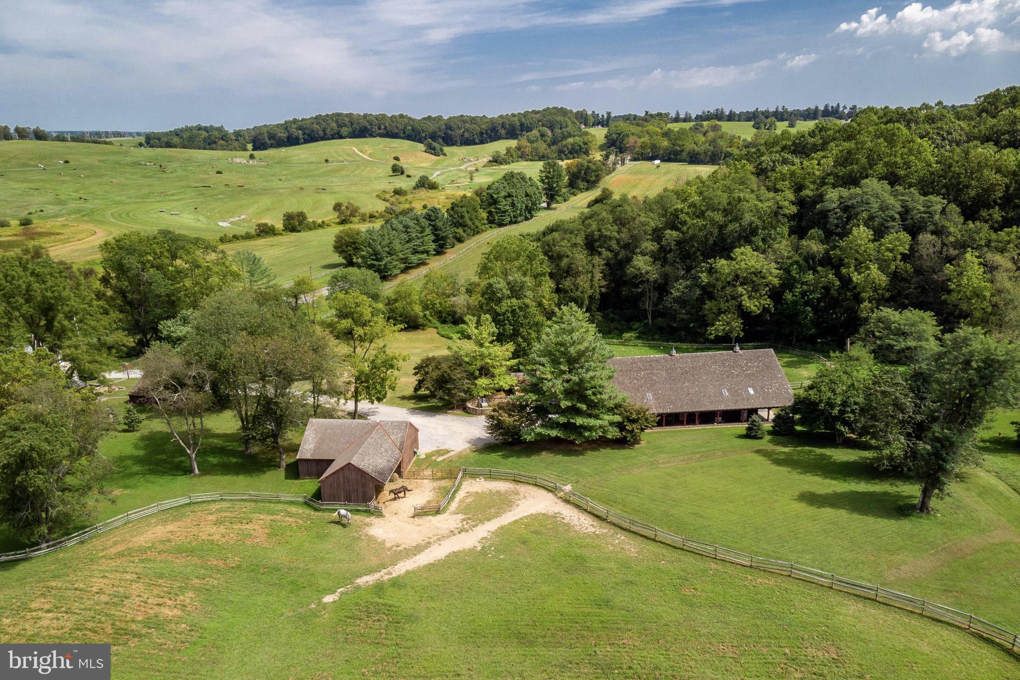 CHESHIRE HUNT - Residential