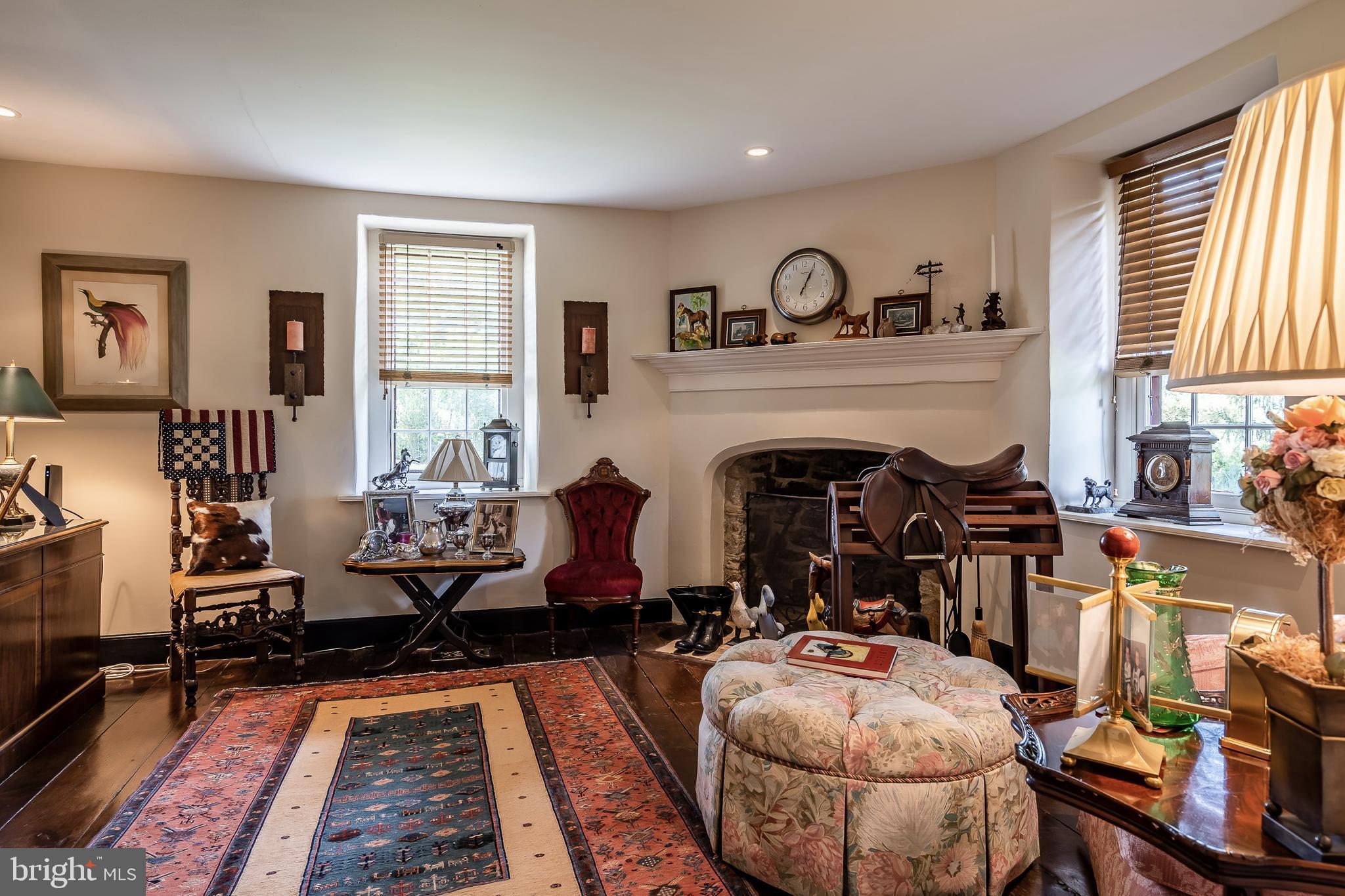 CHESHIRE HUNT - Residential