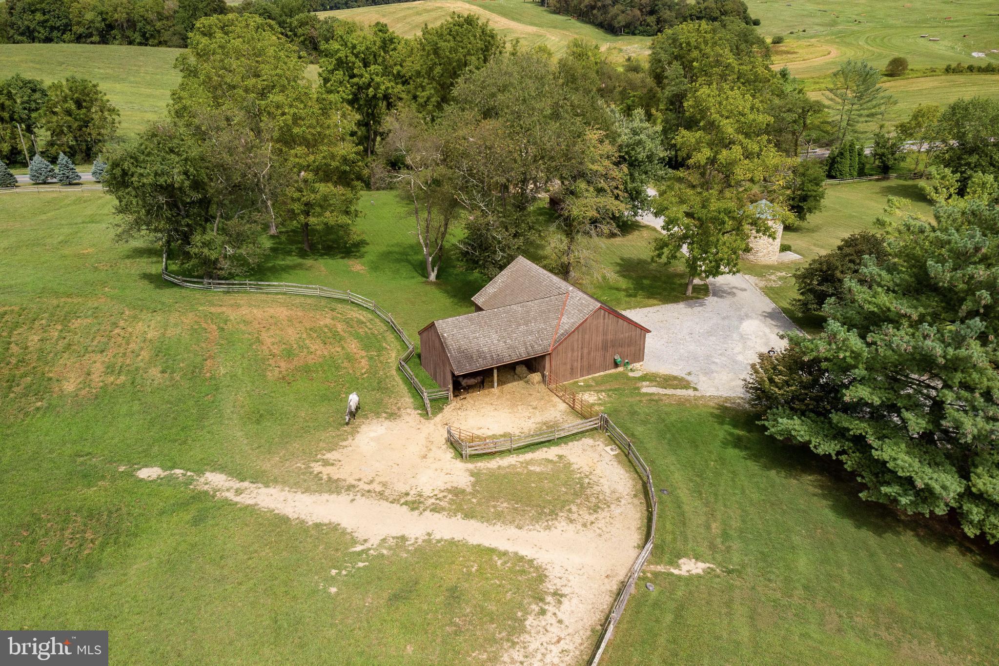 CHESHIRE HUNT - Residential