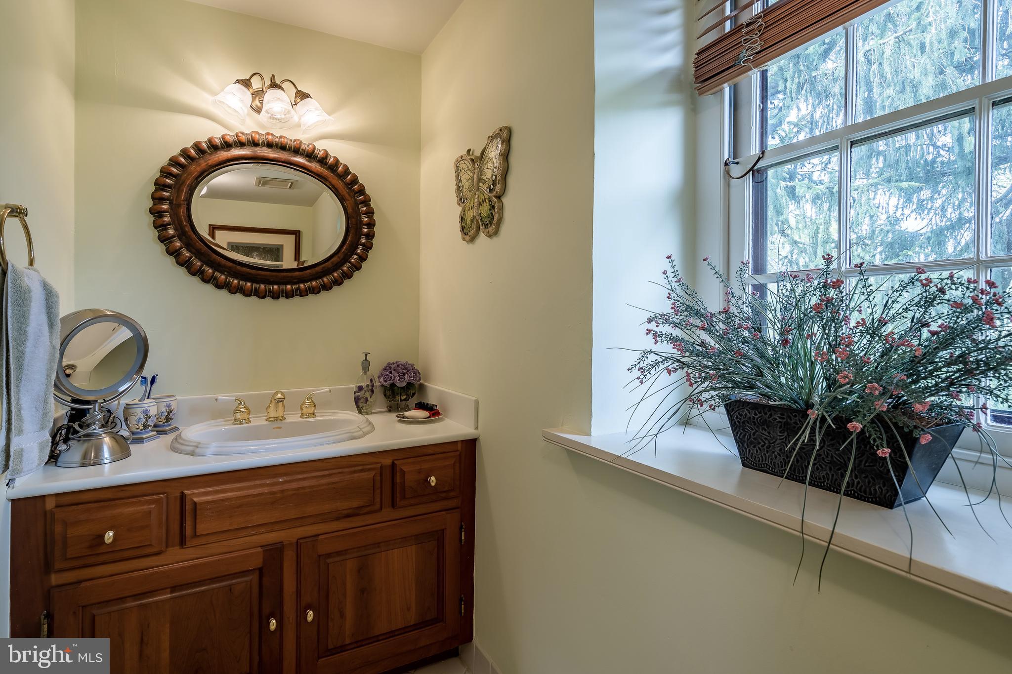 CHESHIRE HUNT - Residential