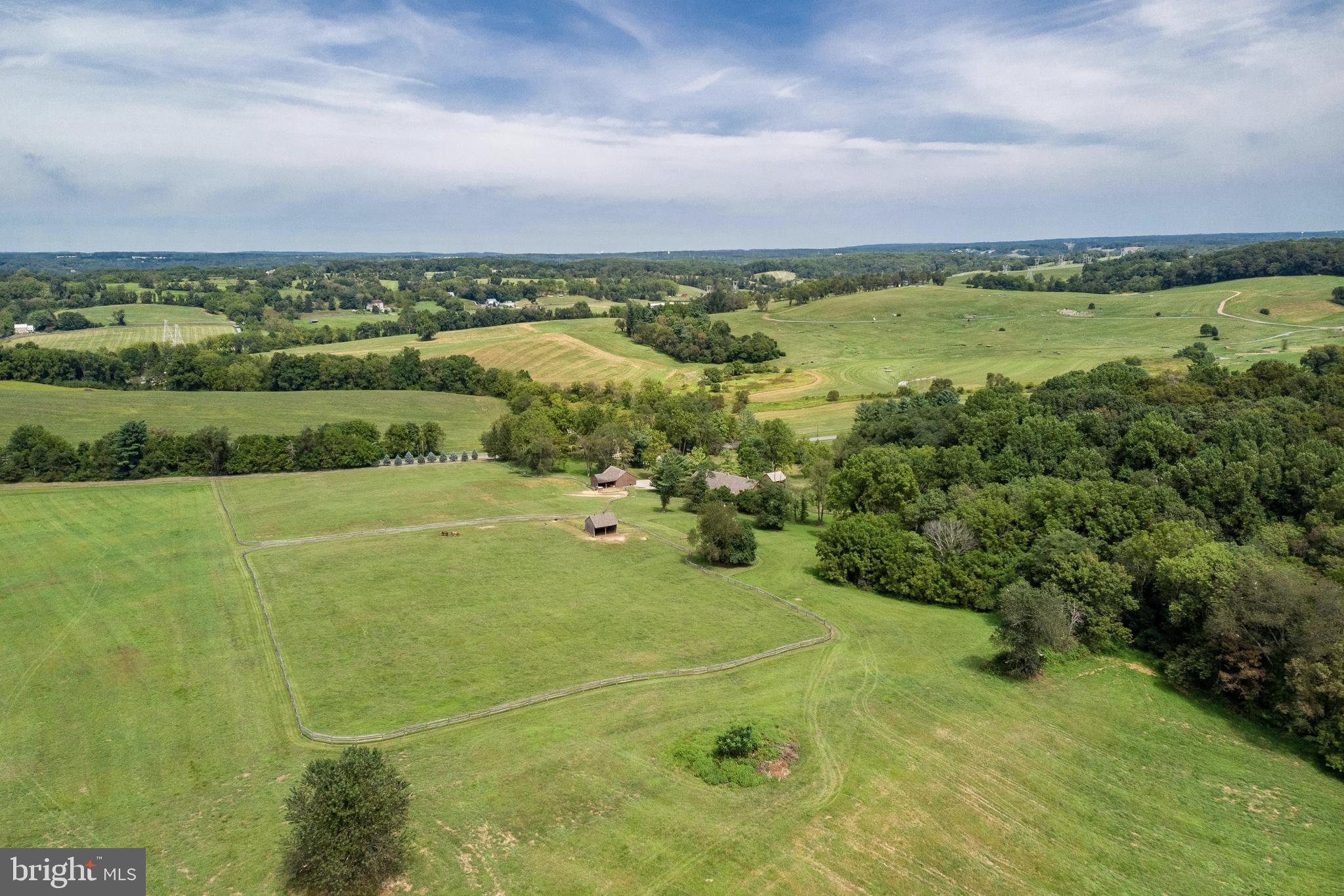 CHESHIRE HUNT - Residential