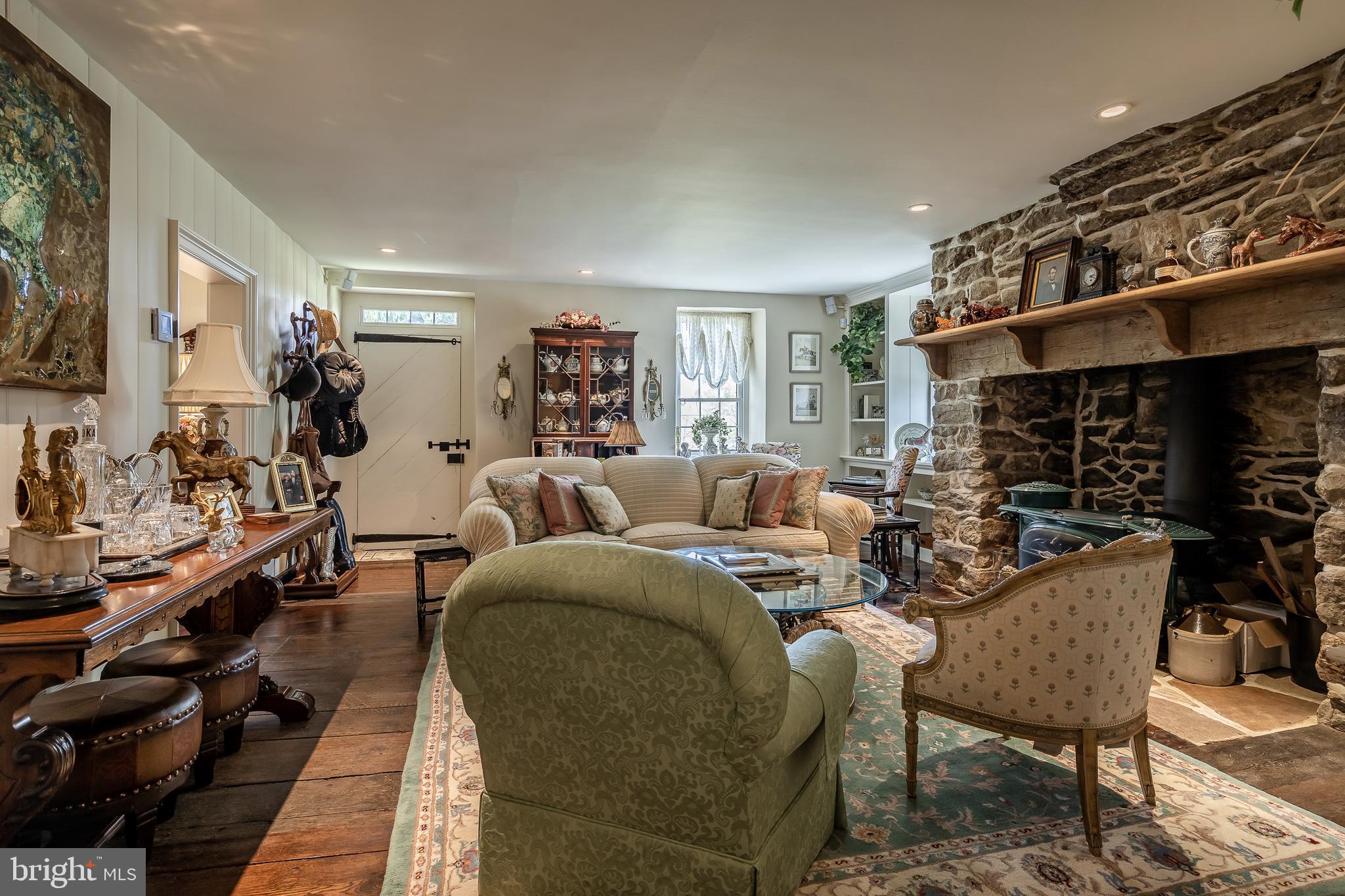 CHESHIRE HUNT - Residential