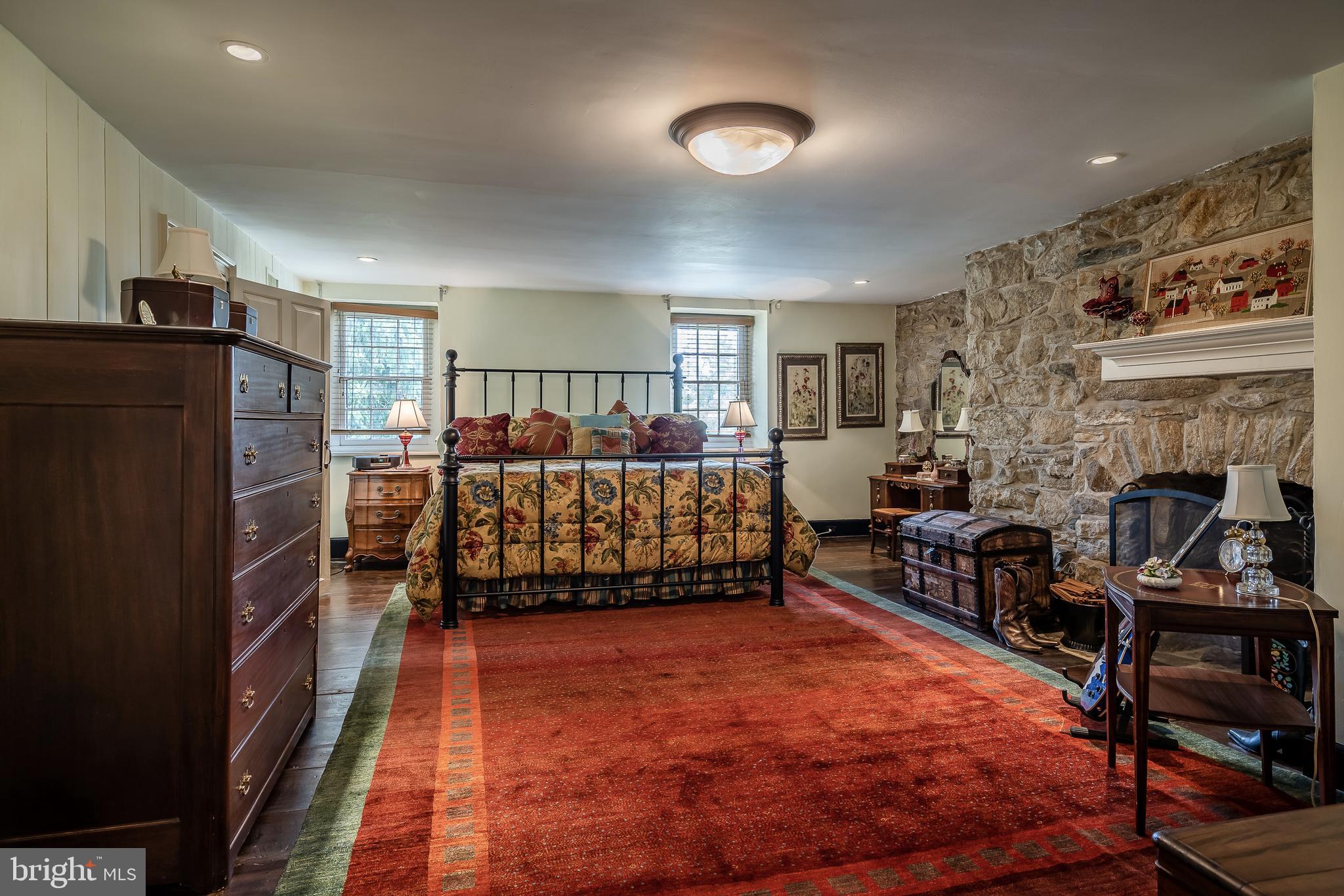 CHESHIRE HUNT - Residential