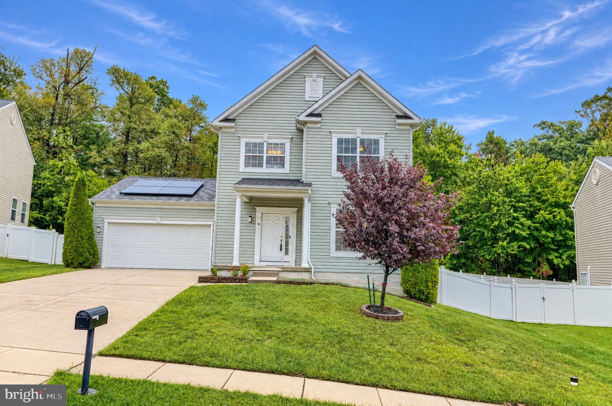 10 CEDAR GROVE COURT