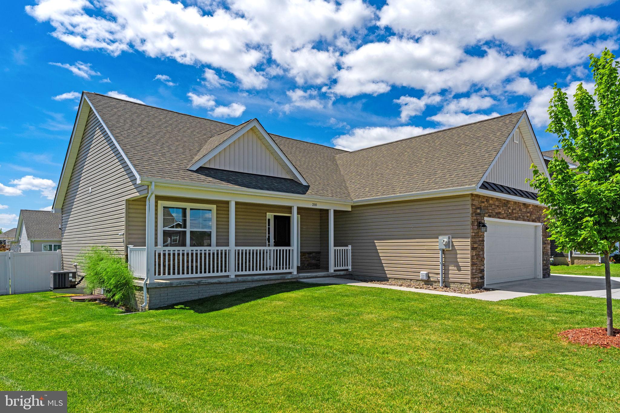 HERITAGE HILLS - Residential