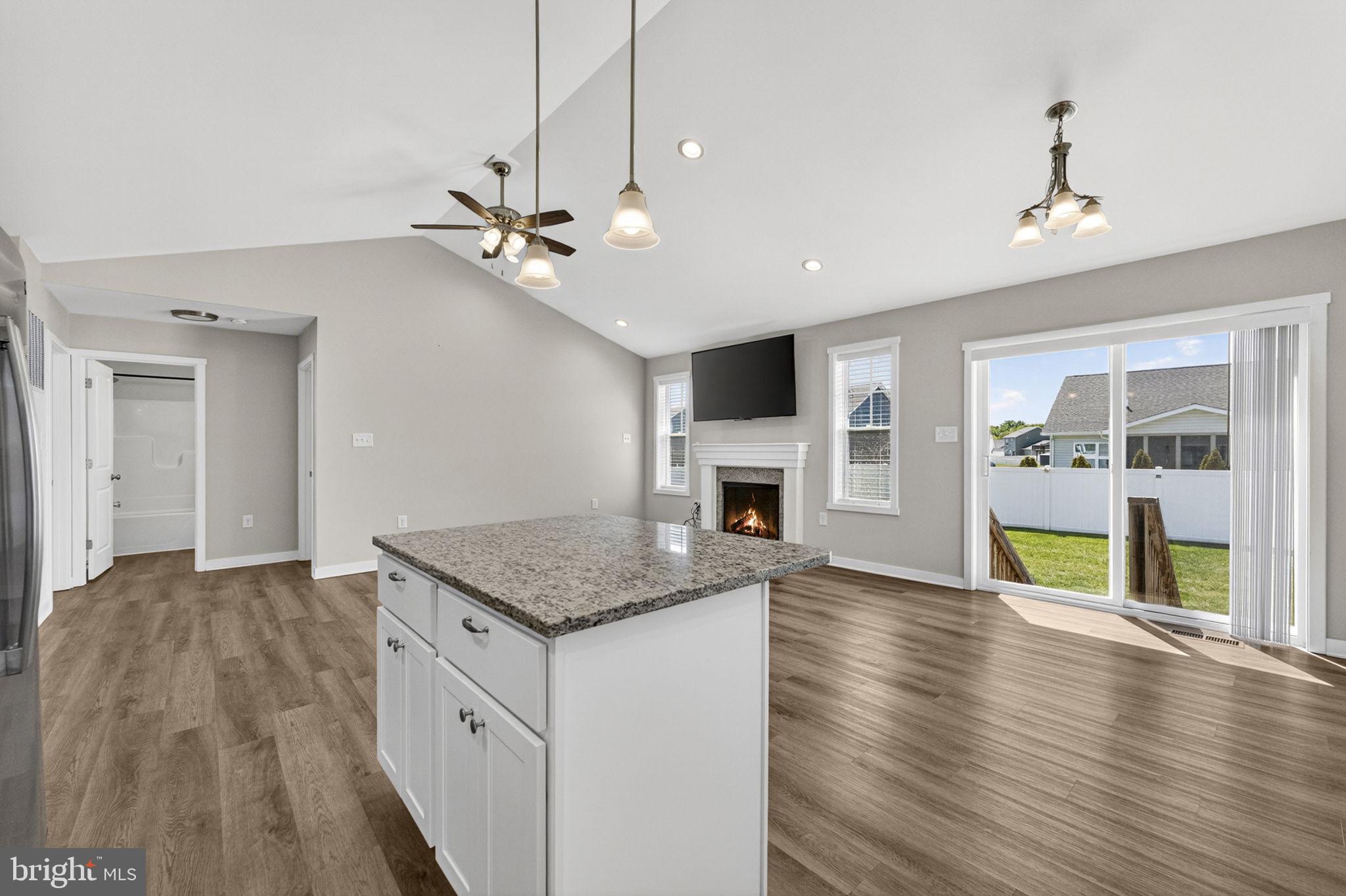 HERITAGE HILLS - Residential