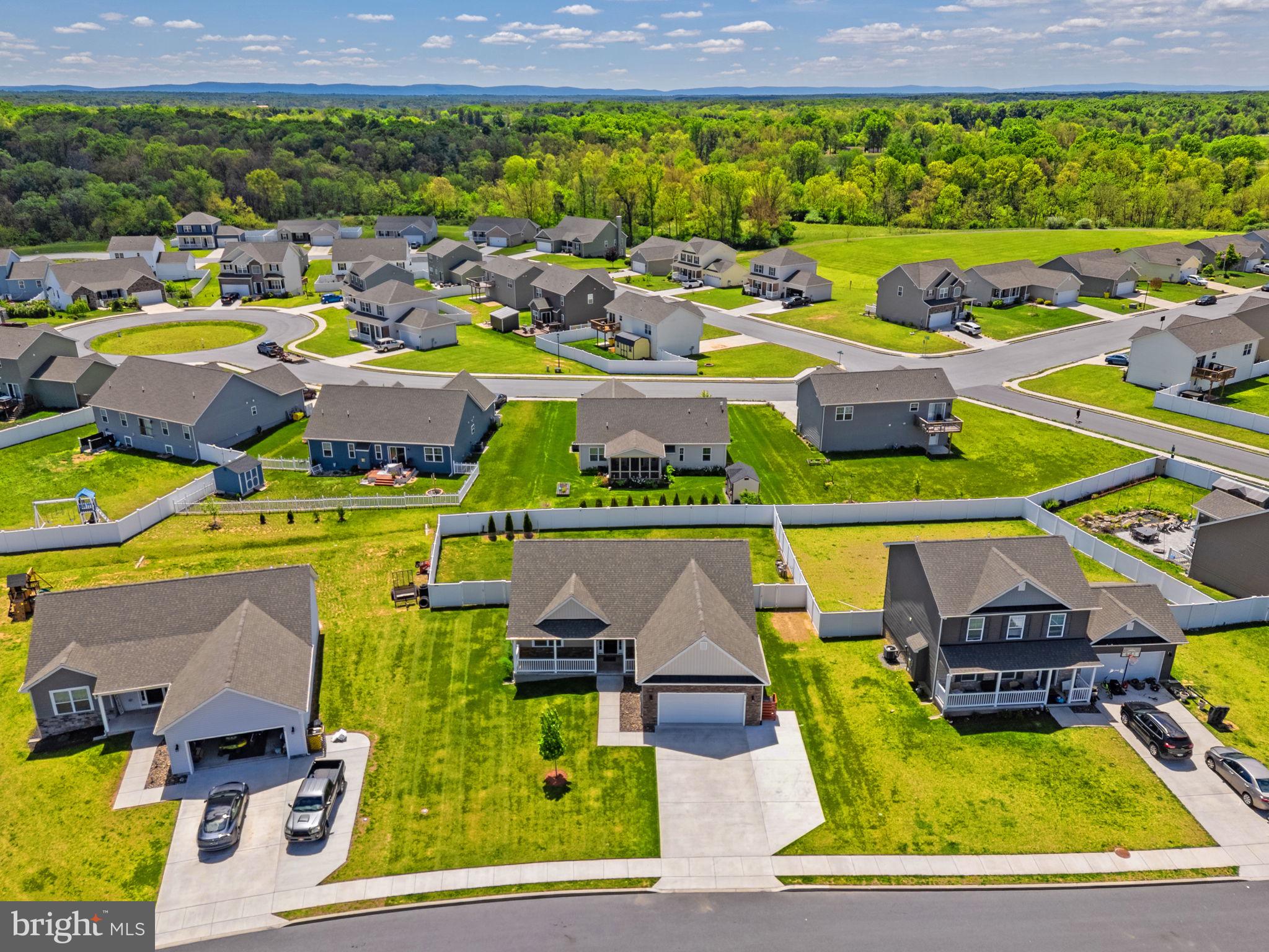 HERITAGE HILLS - Residential