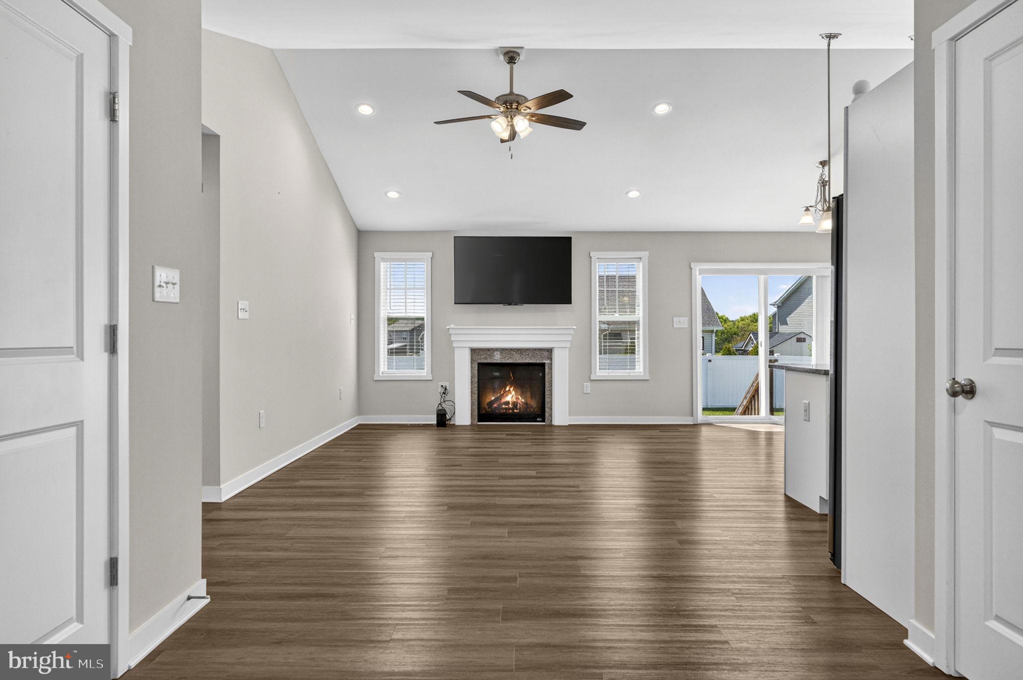 HERITAGE HILLS - Residential