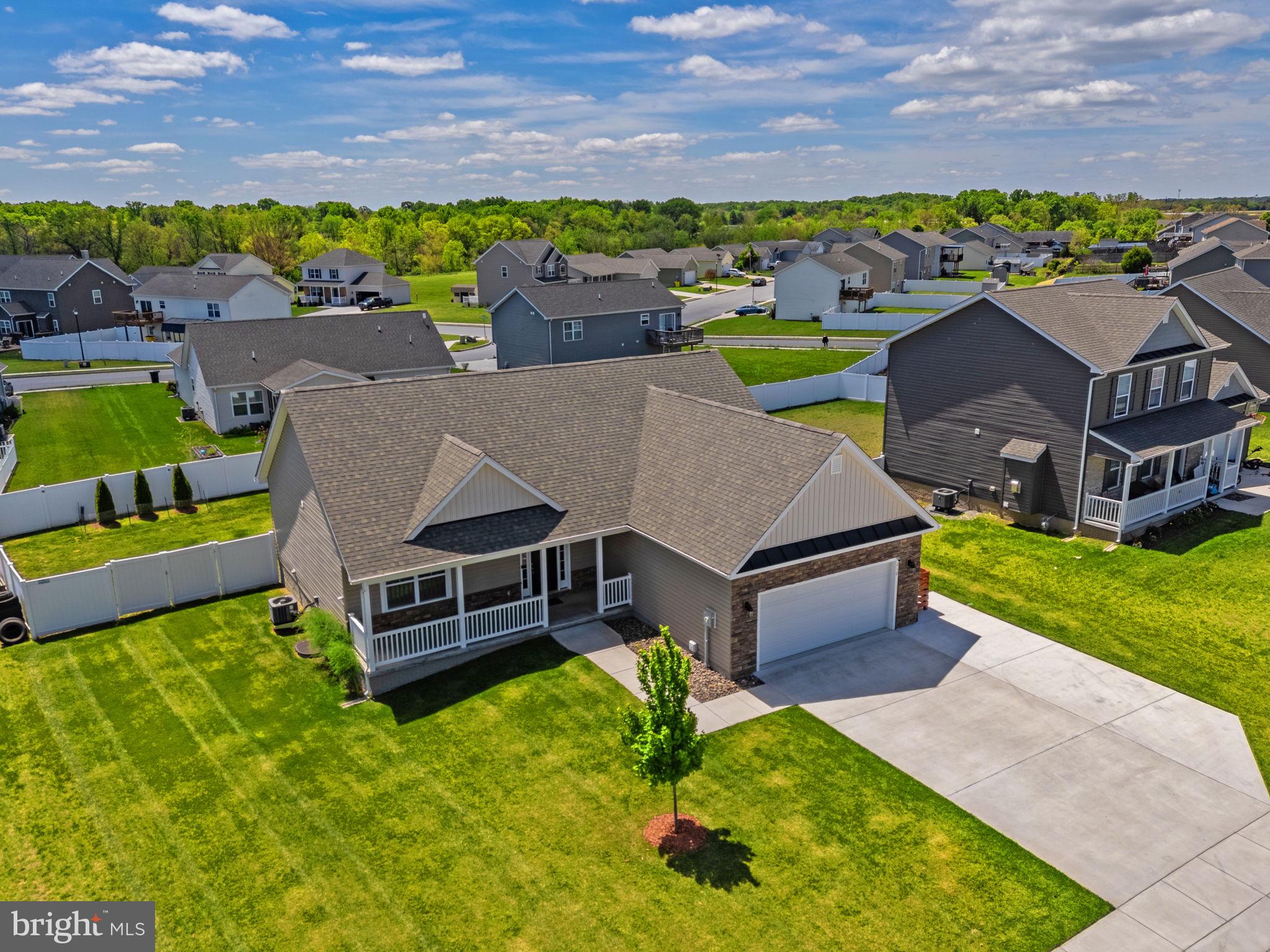 HERITAGE HILLS - Residential