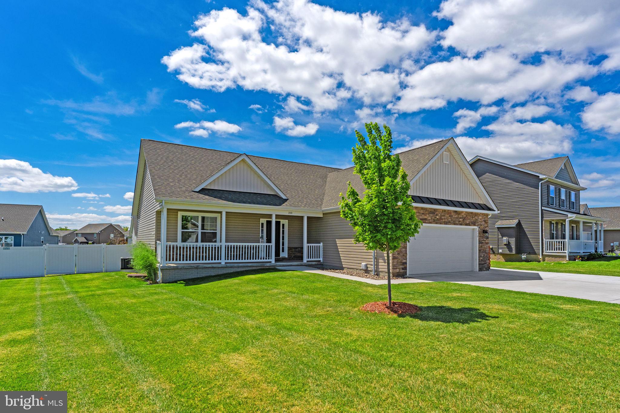 HERITAGE HILLS - Residential
