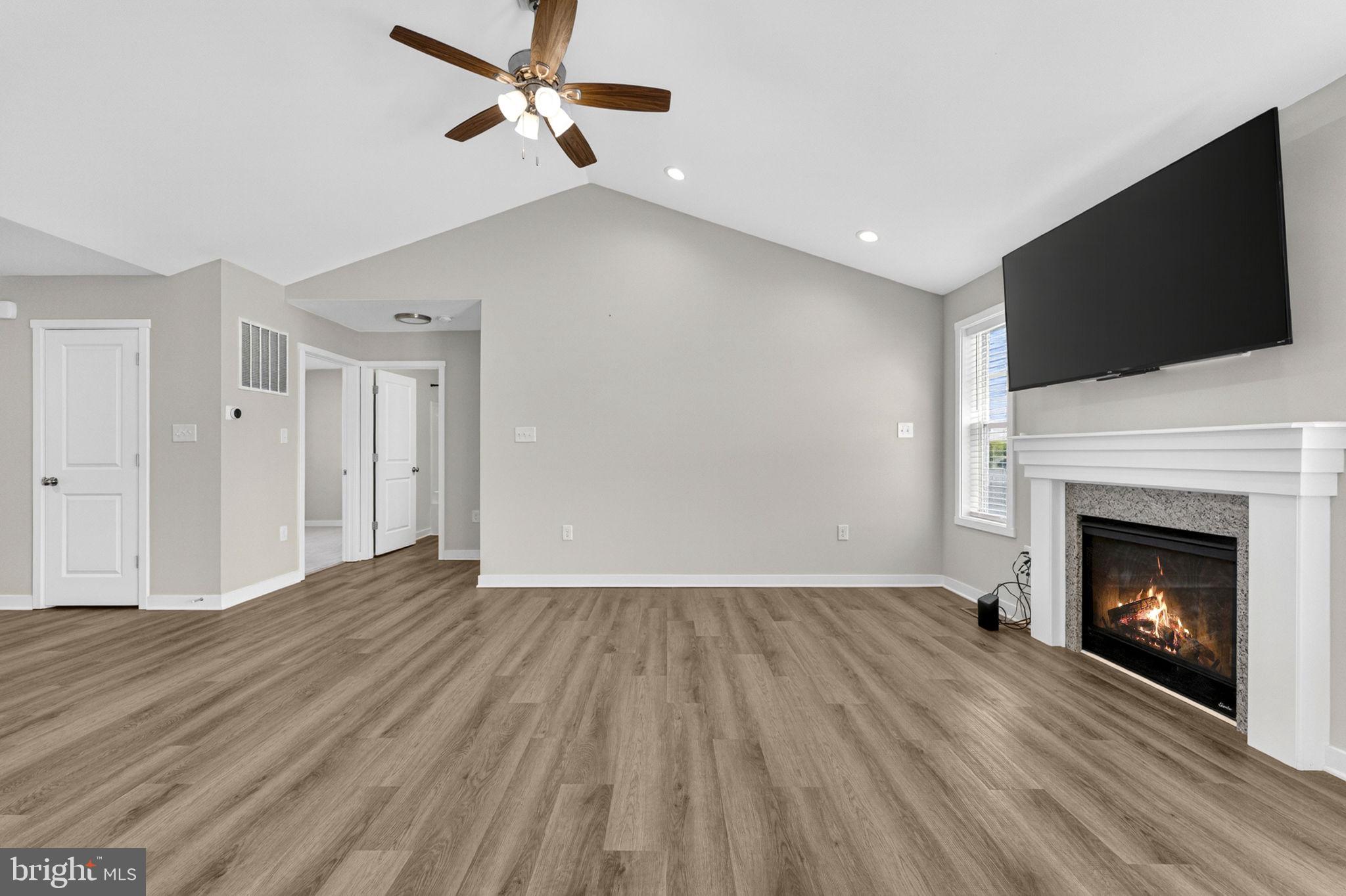 HERITAGE HILLS - Residential