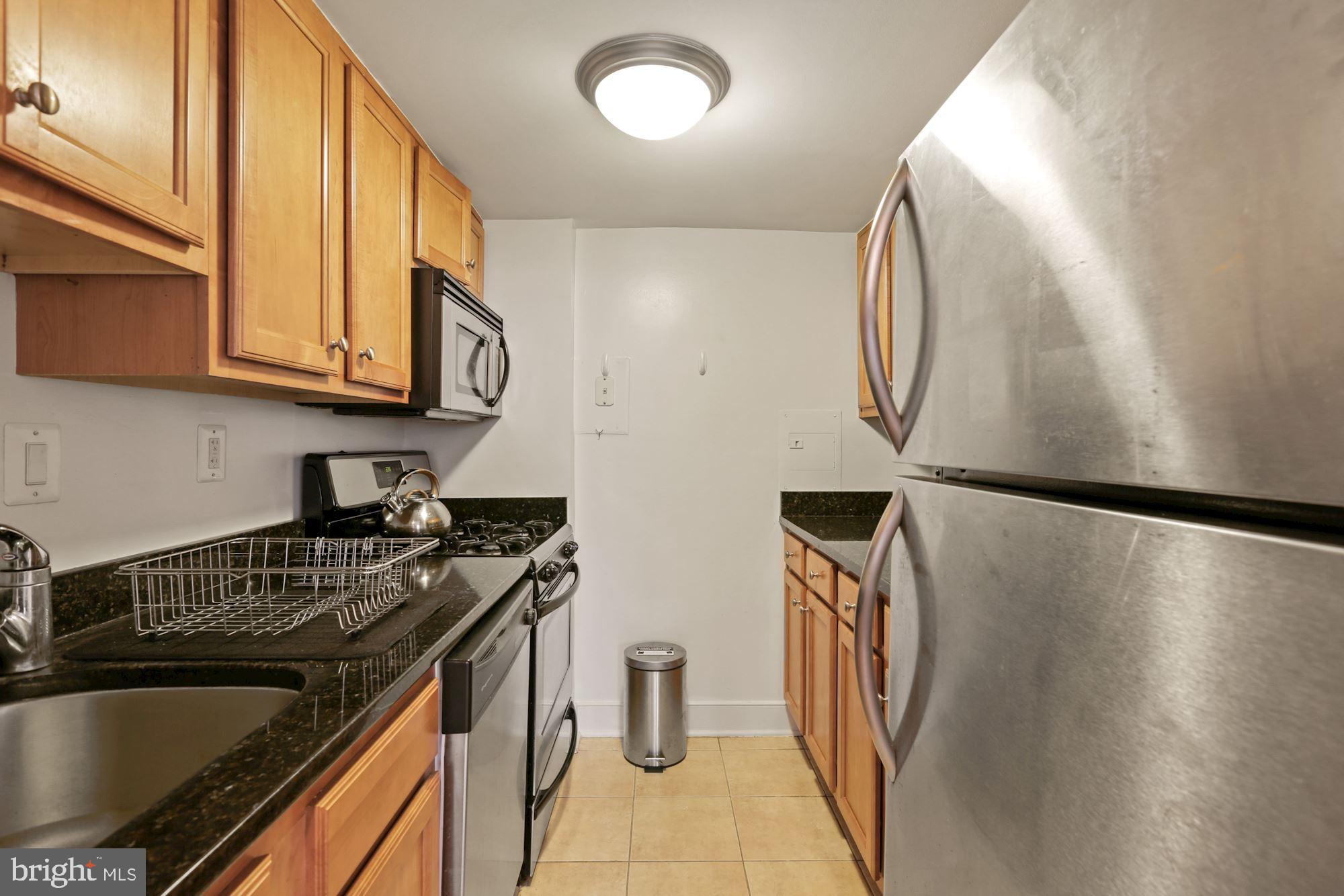 1220 BLAIR MILL ROAD 106