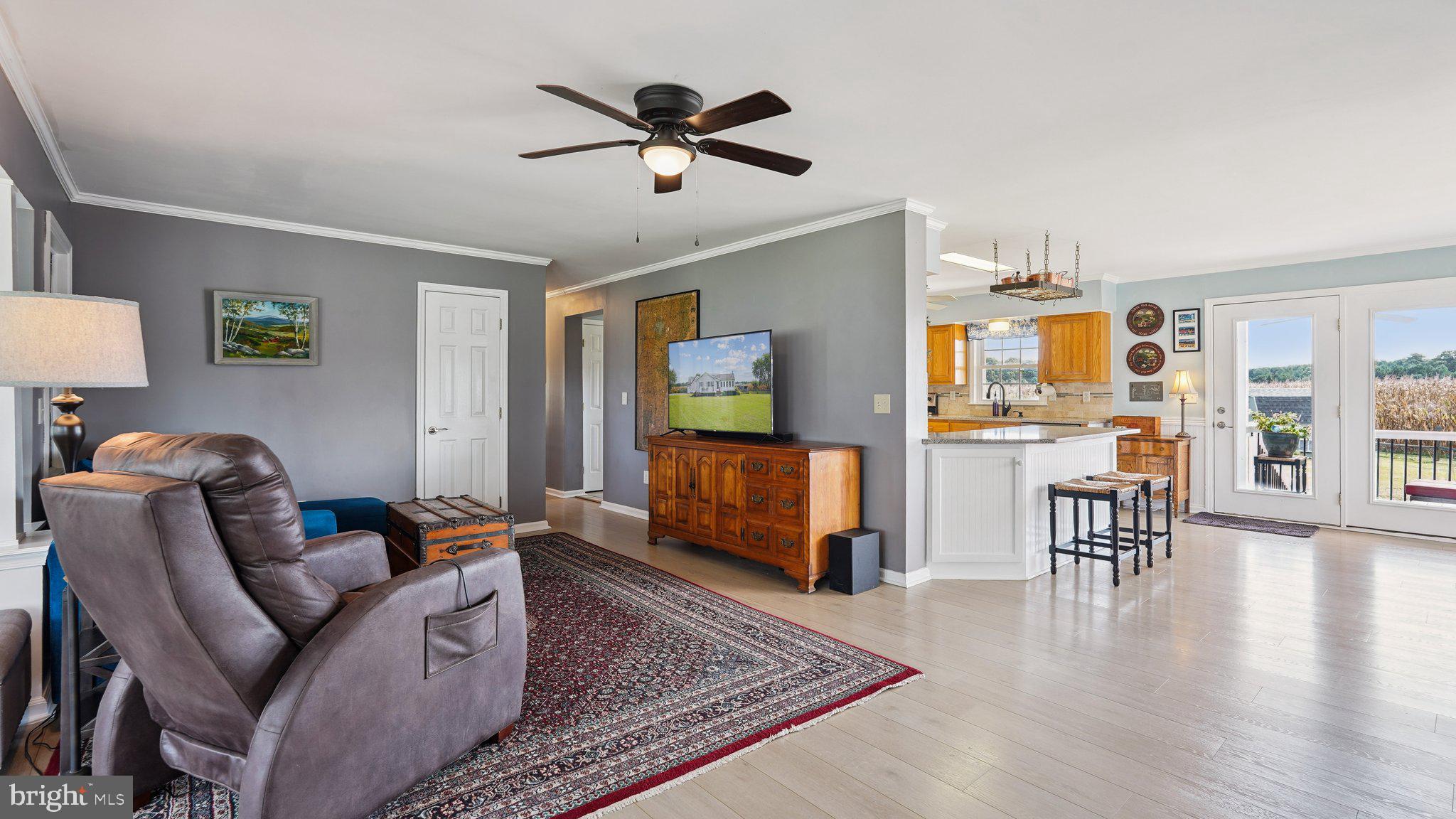 COLES POINT - Residential