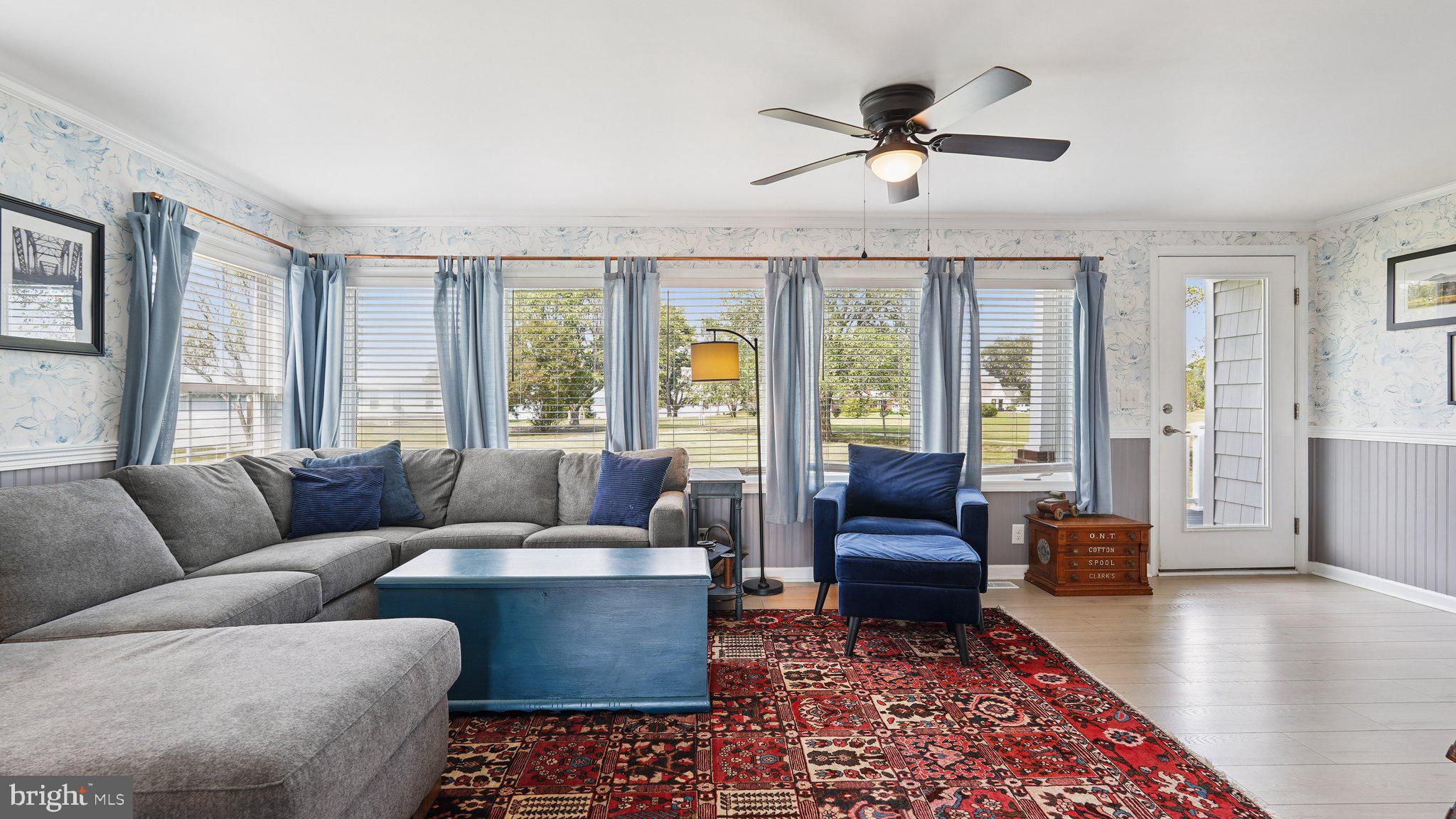 COLES POINT - Residential