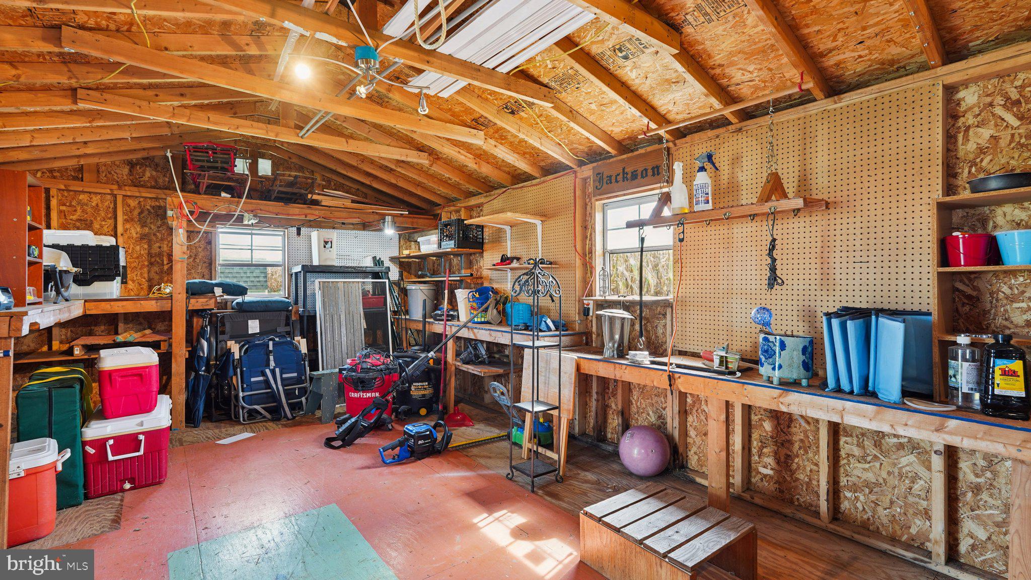 COLES POINT - Residential