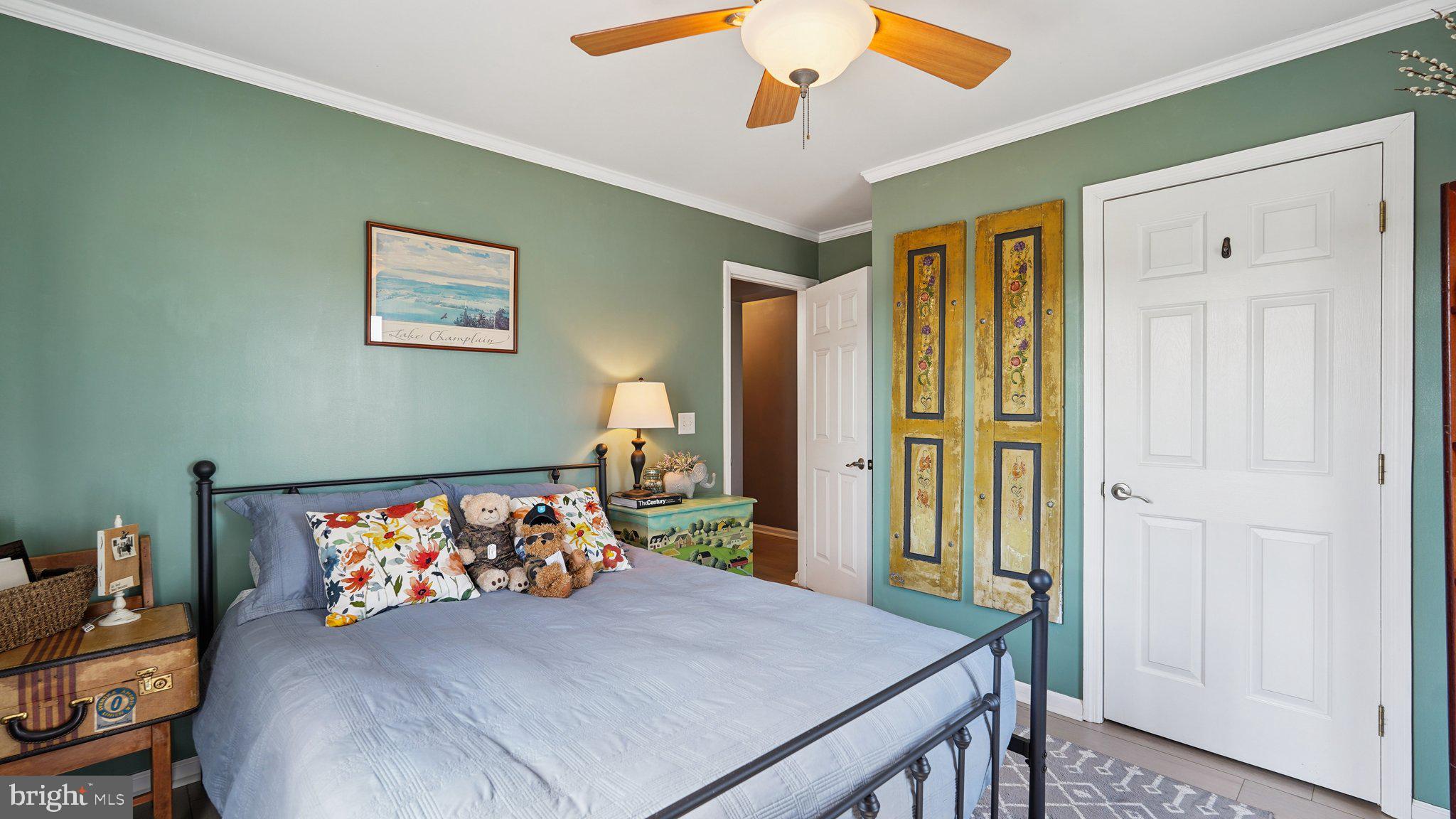 COLES POINT - Residential