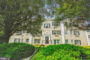 2237 FARRINGTON AVENUE 06-201