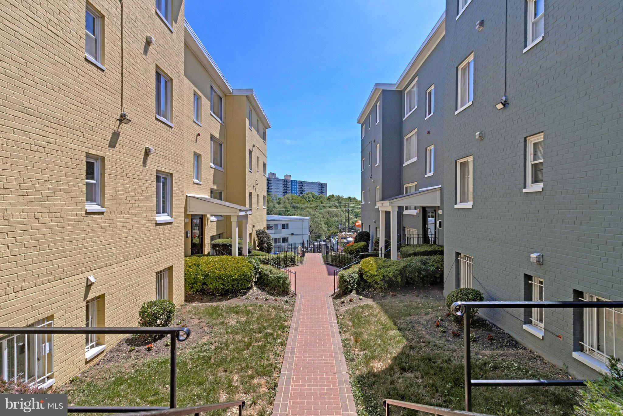 CONGRESS HEIGHTS - Residential