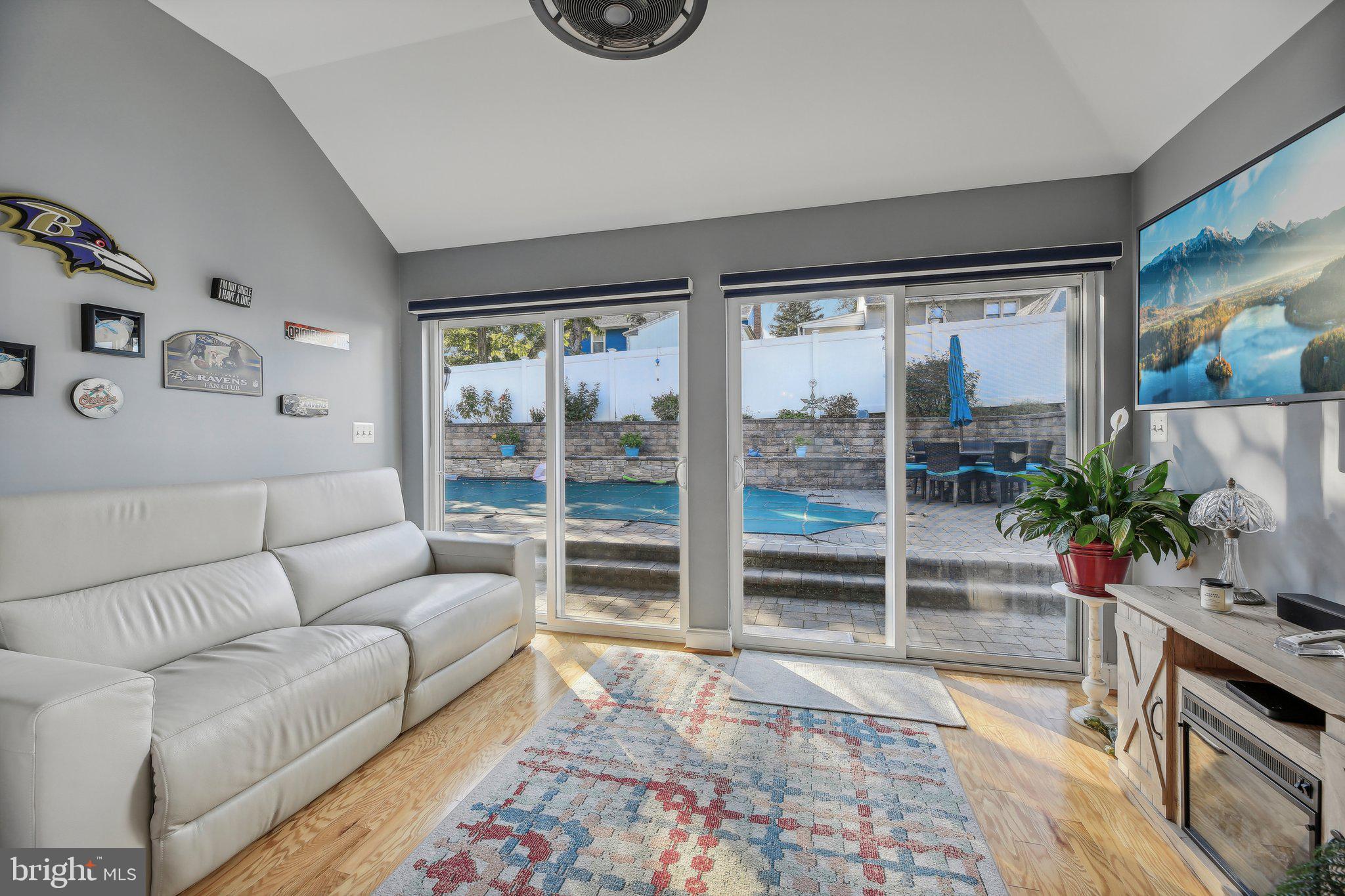 CATONSVILLE HEIGHTS - Residential