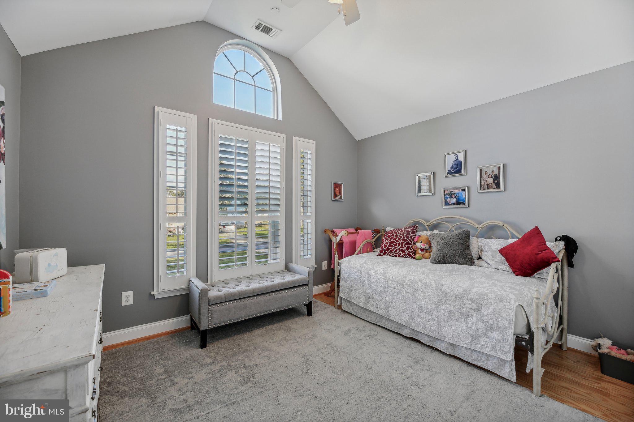 CATONSVILLE HEIGHTS - Residential