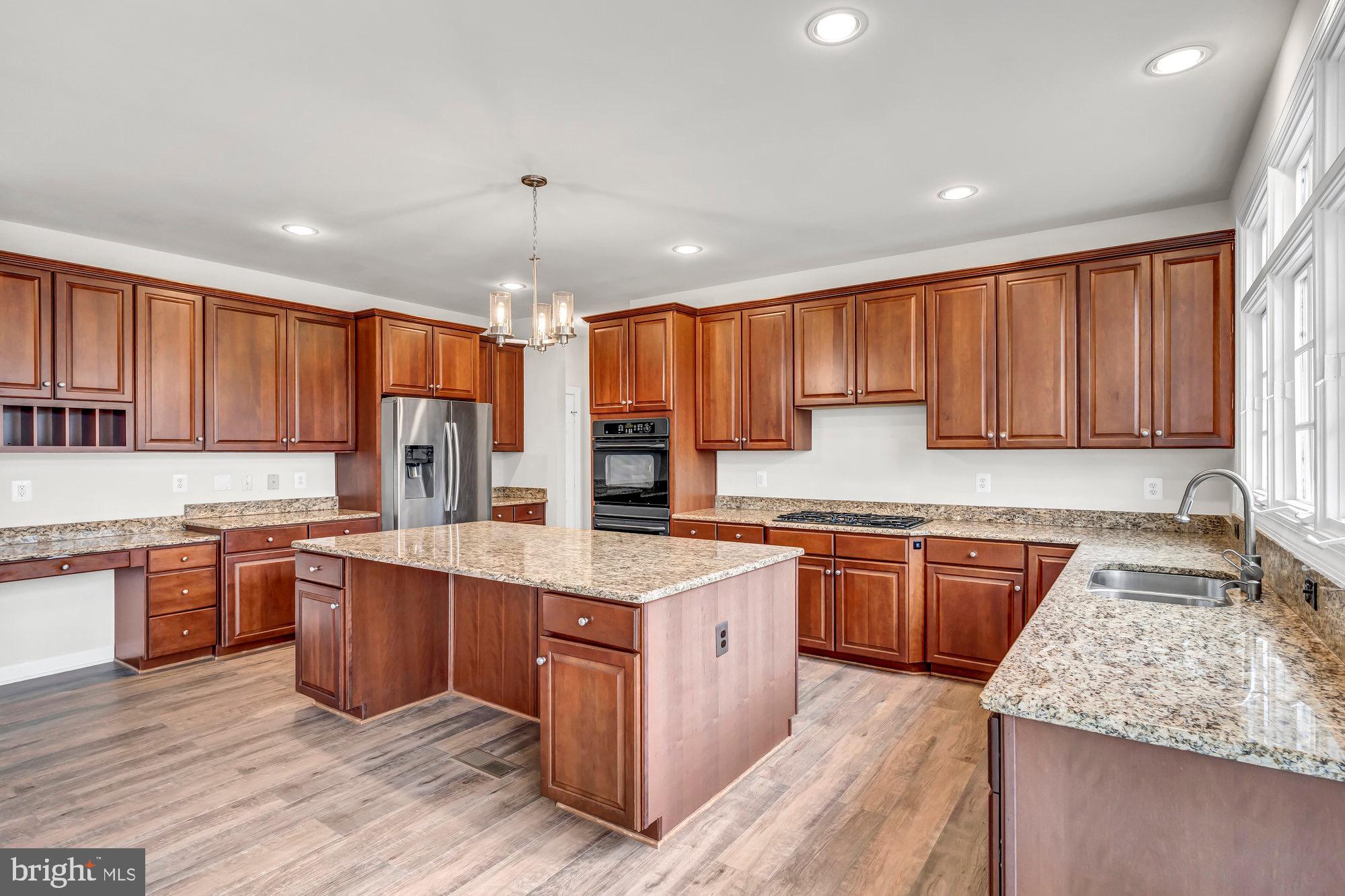 AVONDALE GLEN - Residential