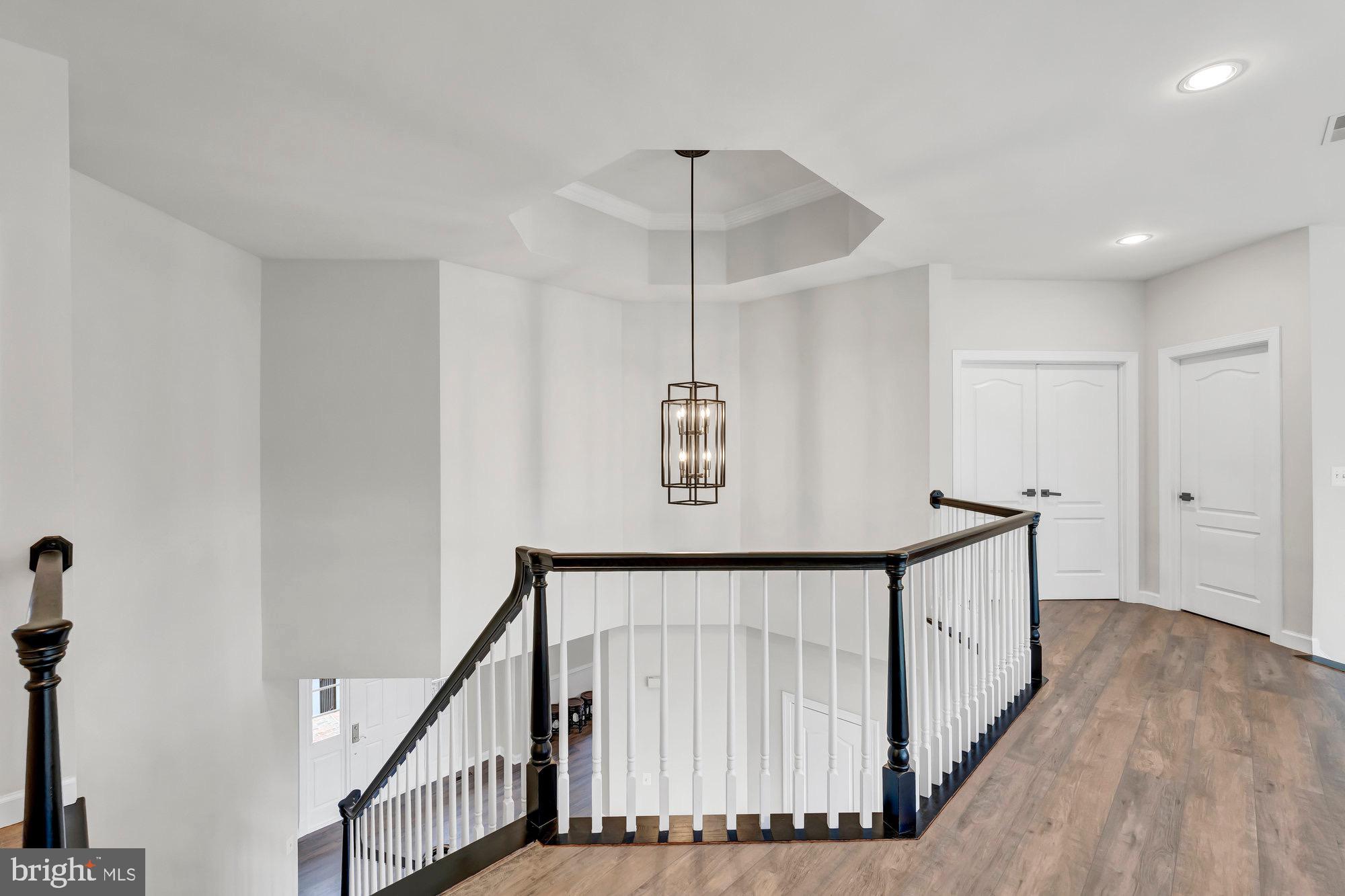 AVONDALE GLEN - Residential