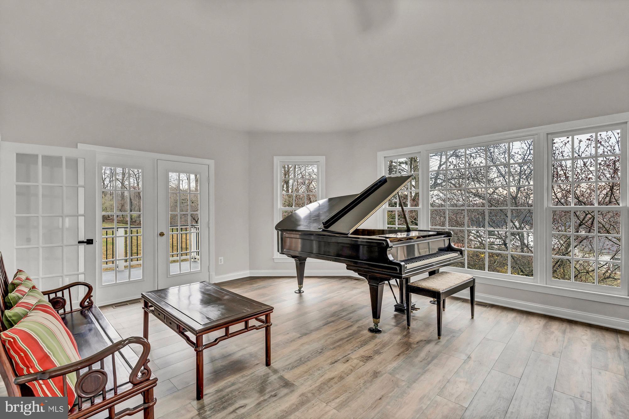 AVONDALE GLEN - Residential