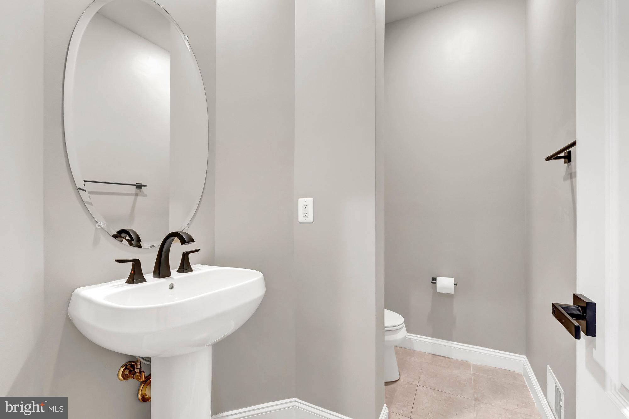 AVONDALE GLEN - Residential