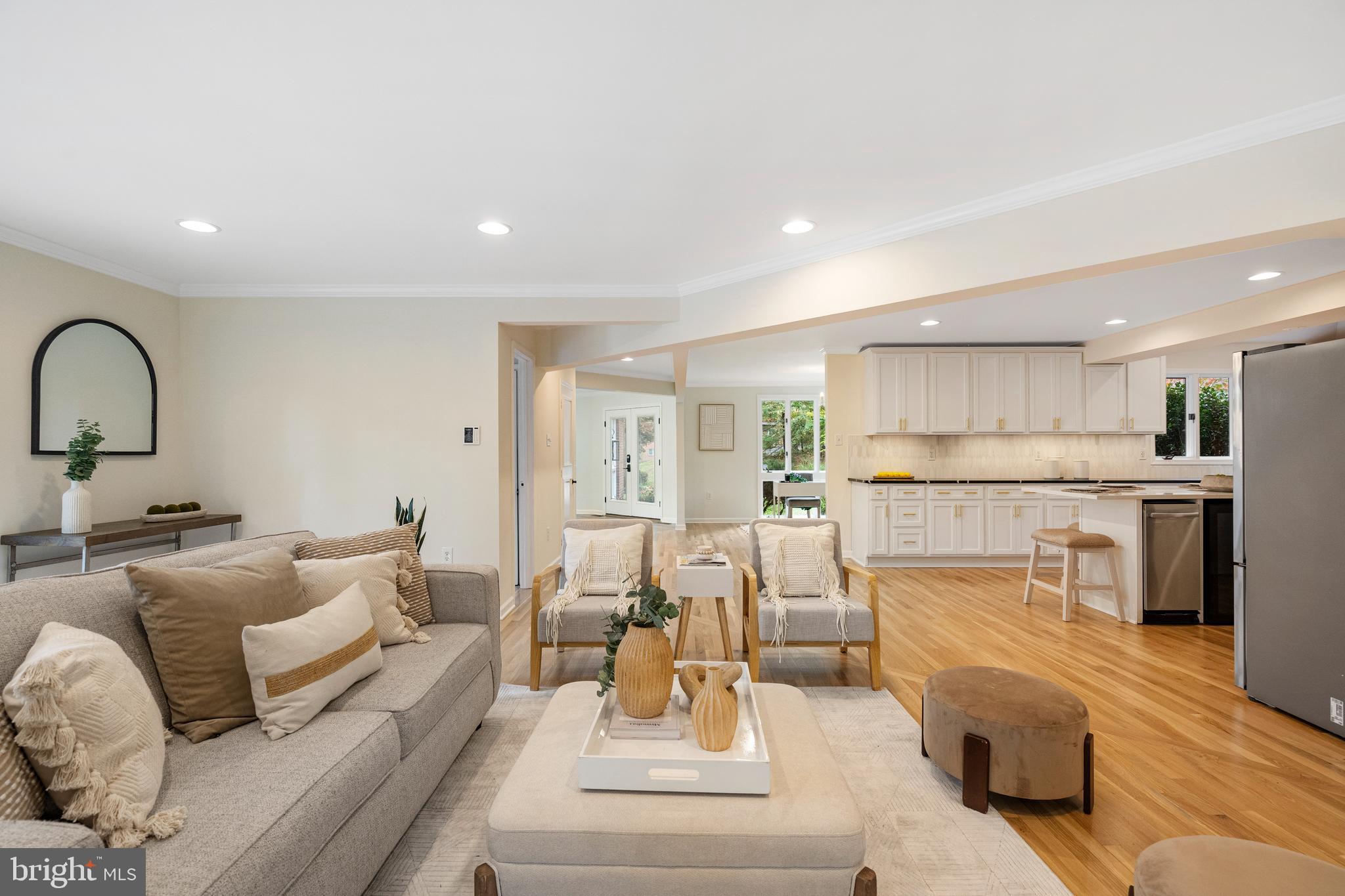 VELVET RIDGE - Residential