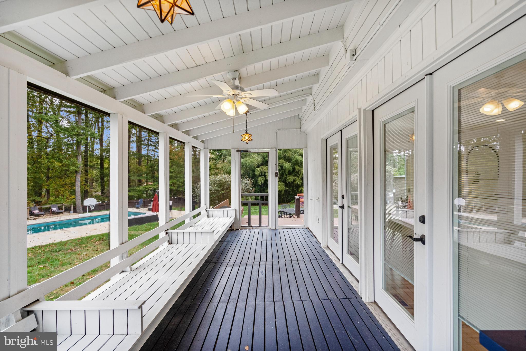 VELVET RIDGE - Residential