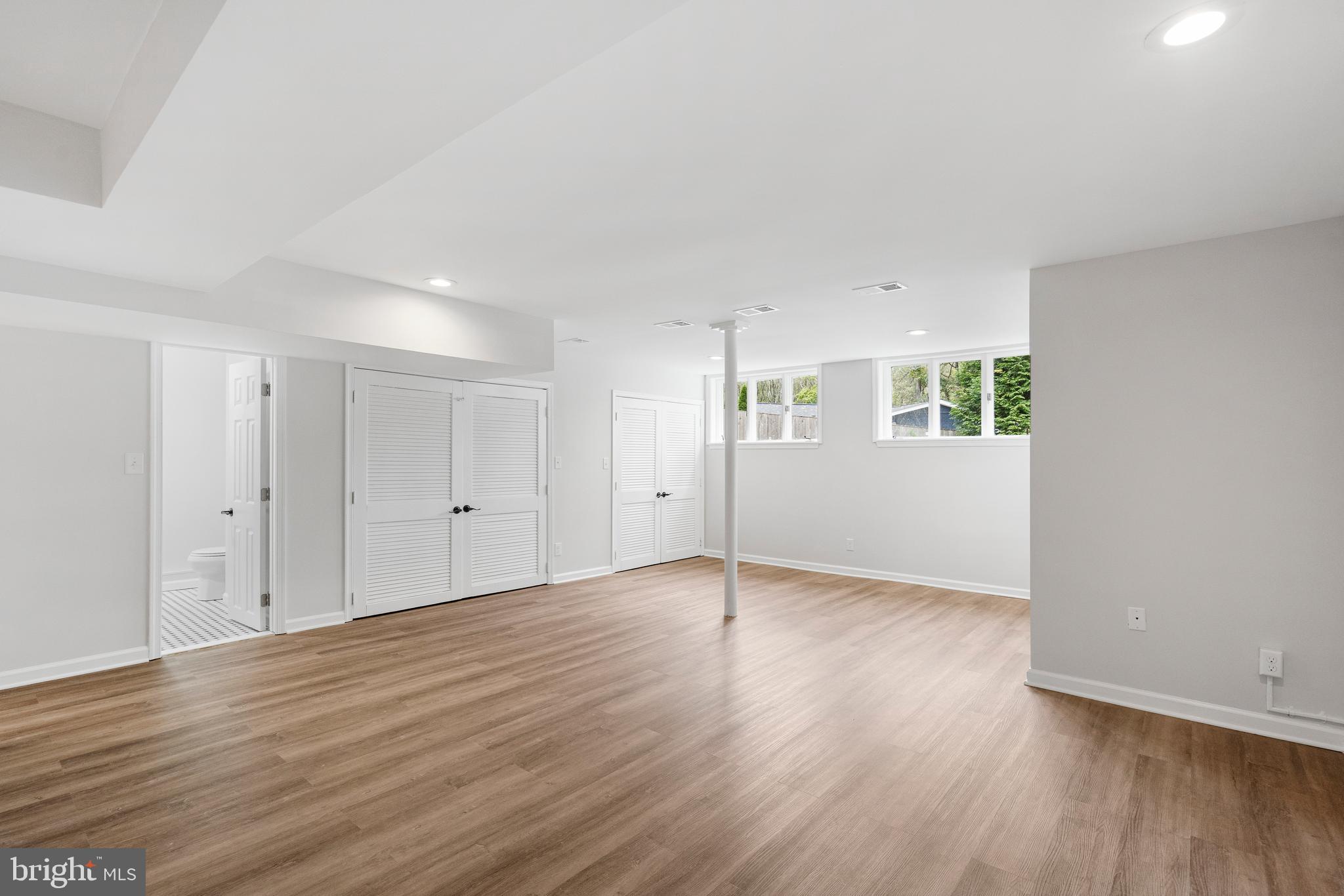 VELVET RIDGE - Residential