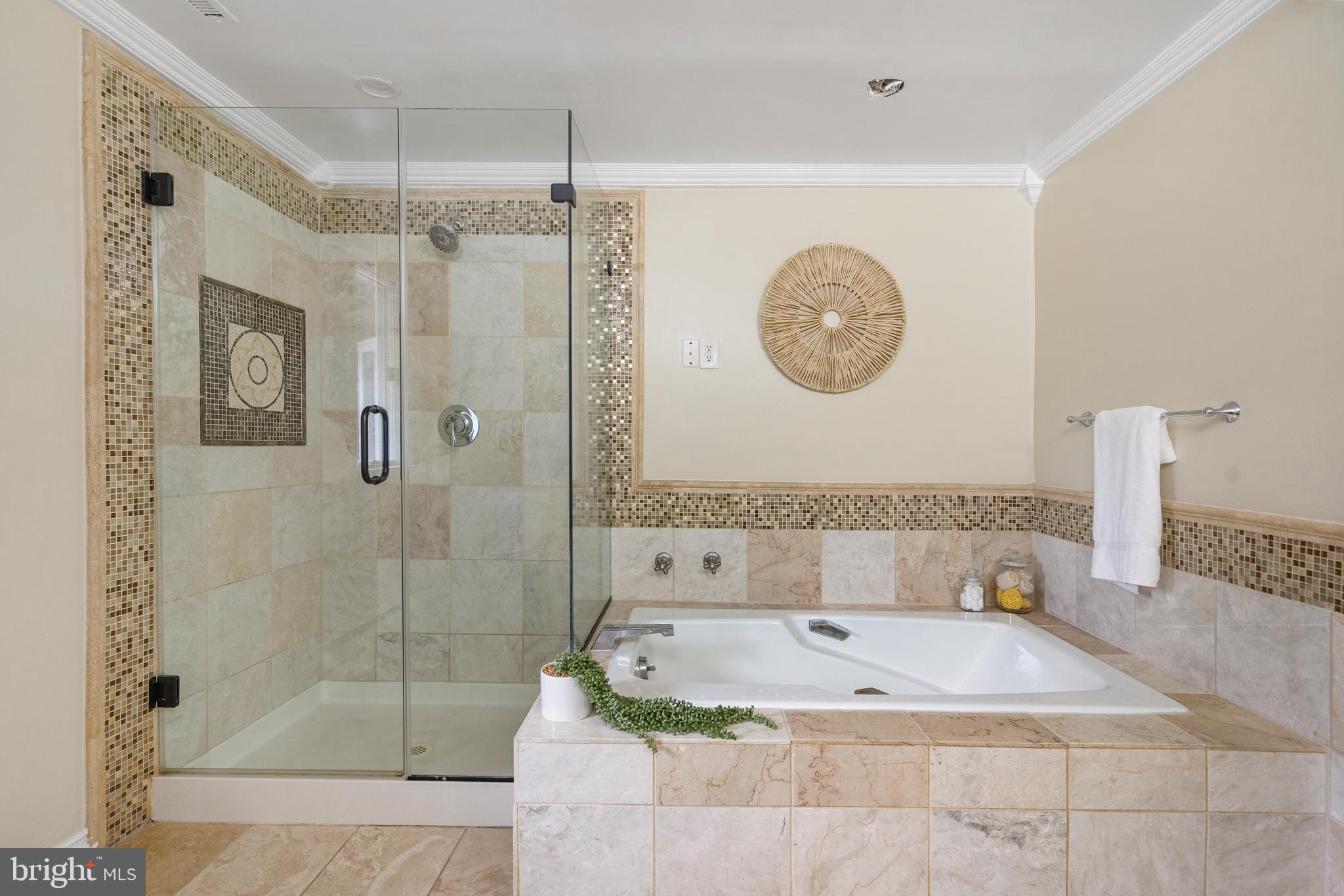 VELVET RIDGE - Residential