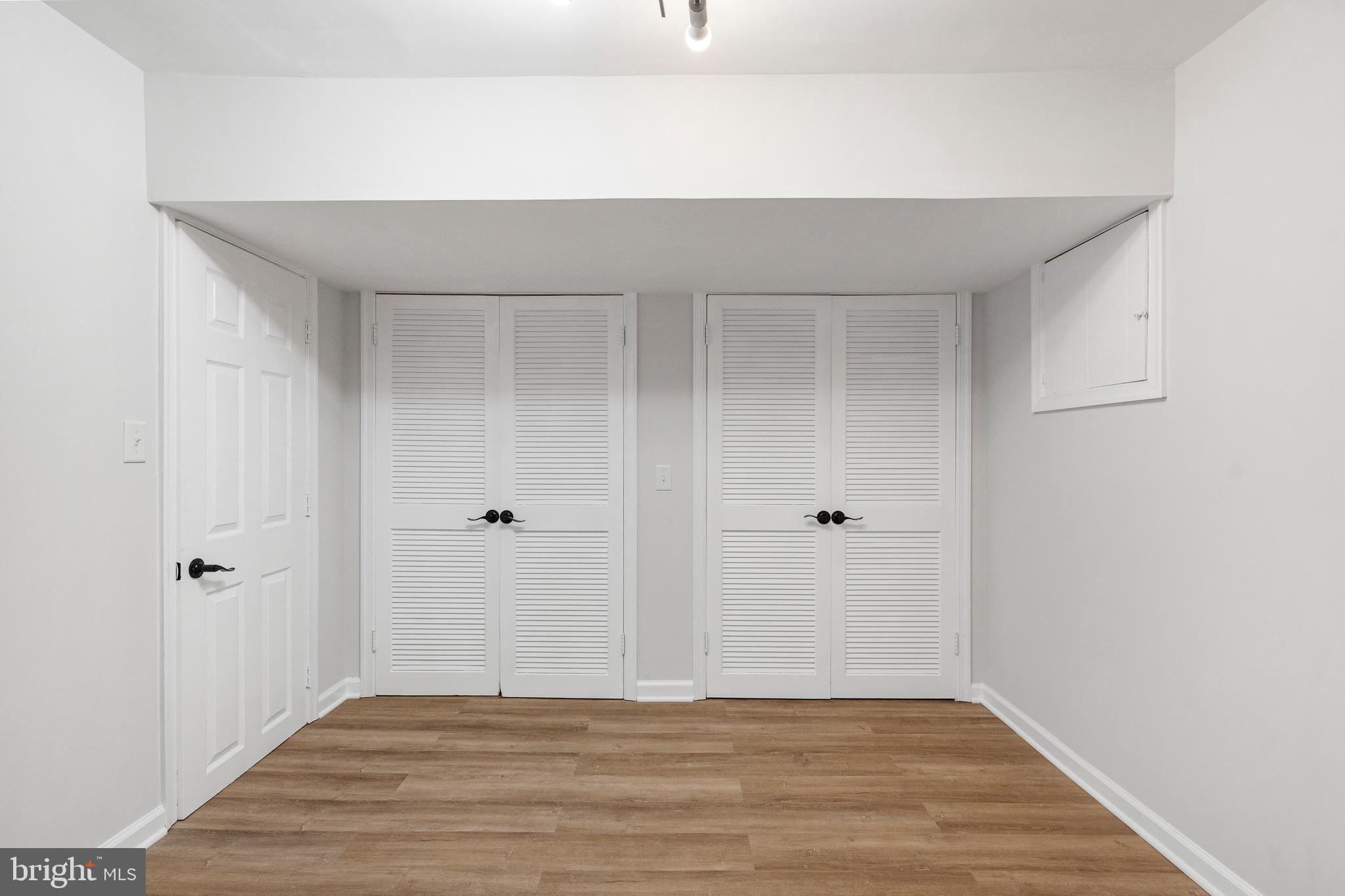 VELVET RIDGE - Residential