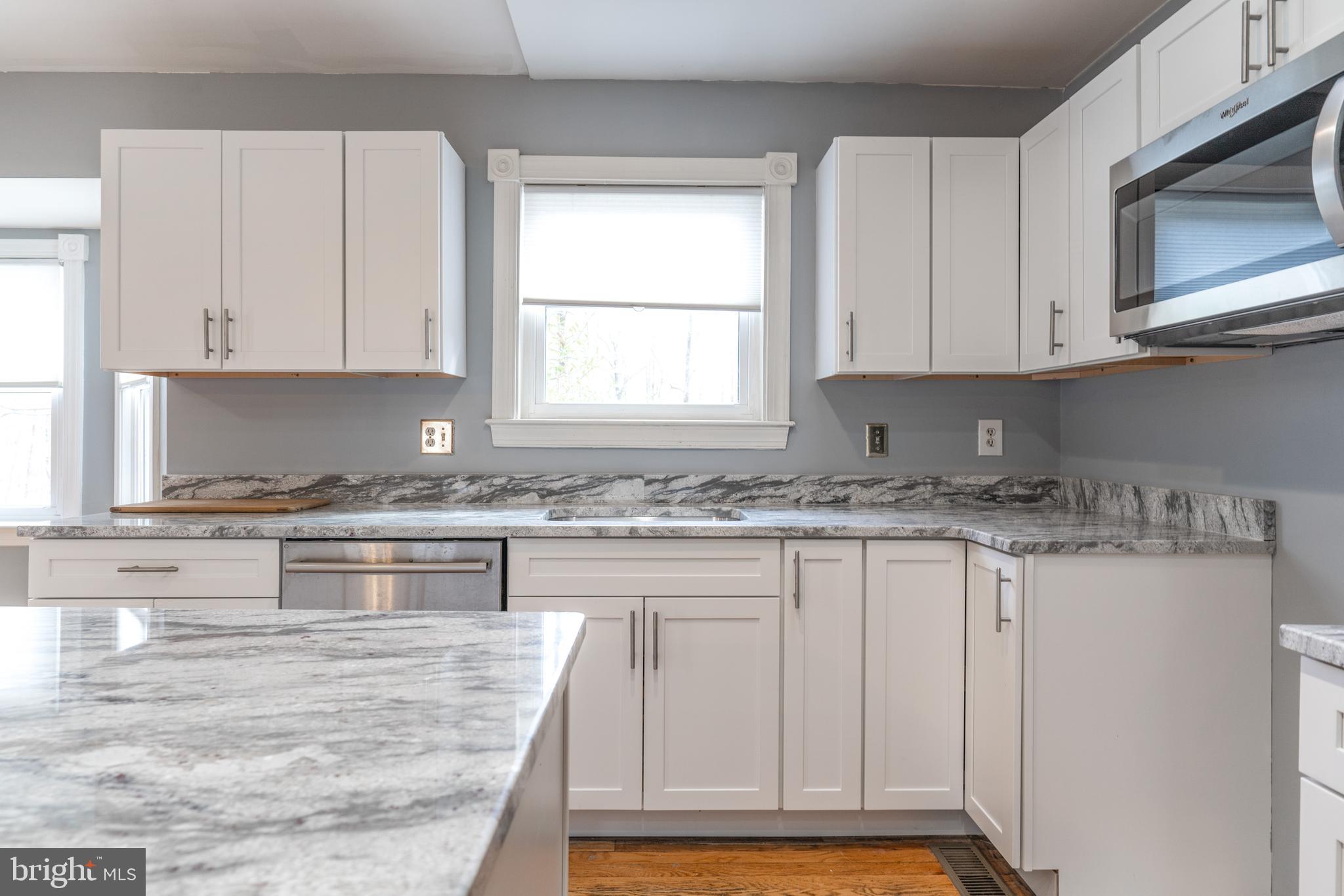 SHERWOOD MANOR - Residential Lease