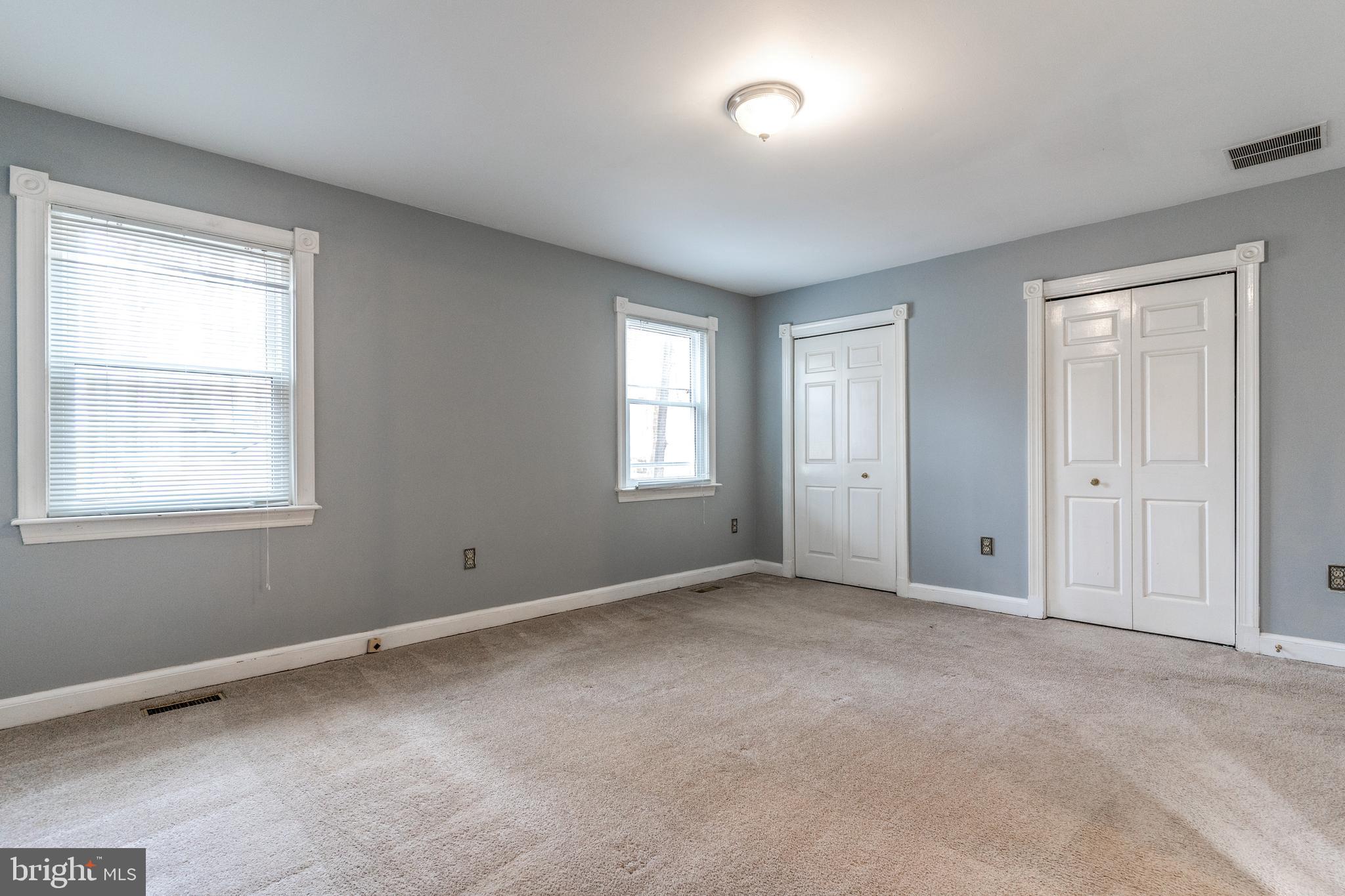 SHERWOOD MANOR - Residential Lease