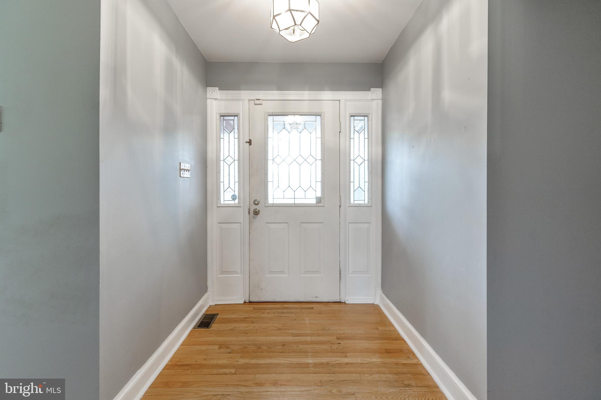 SHERWOOD MANOR - Residential Lease