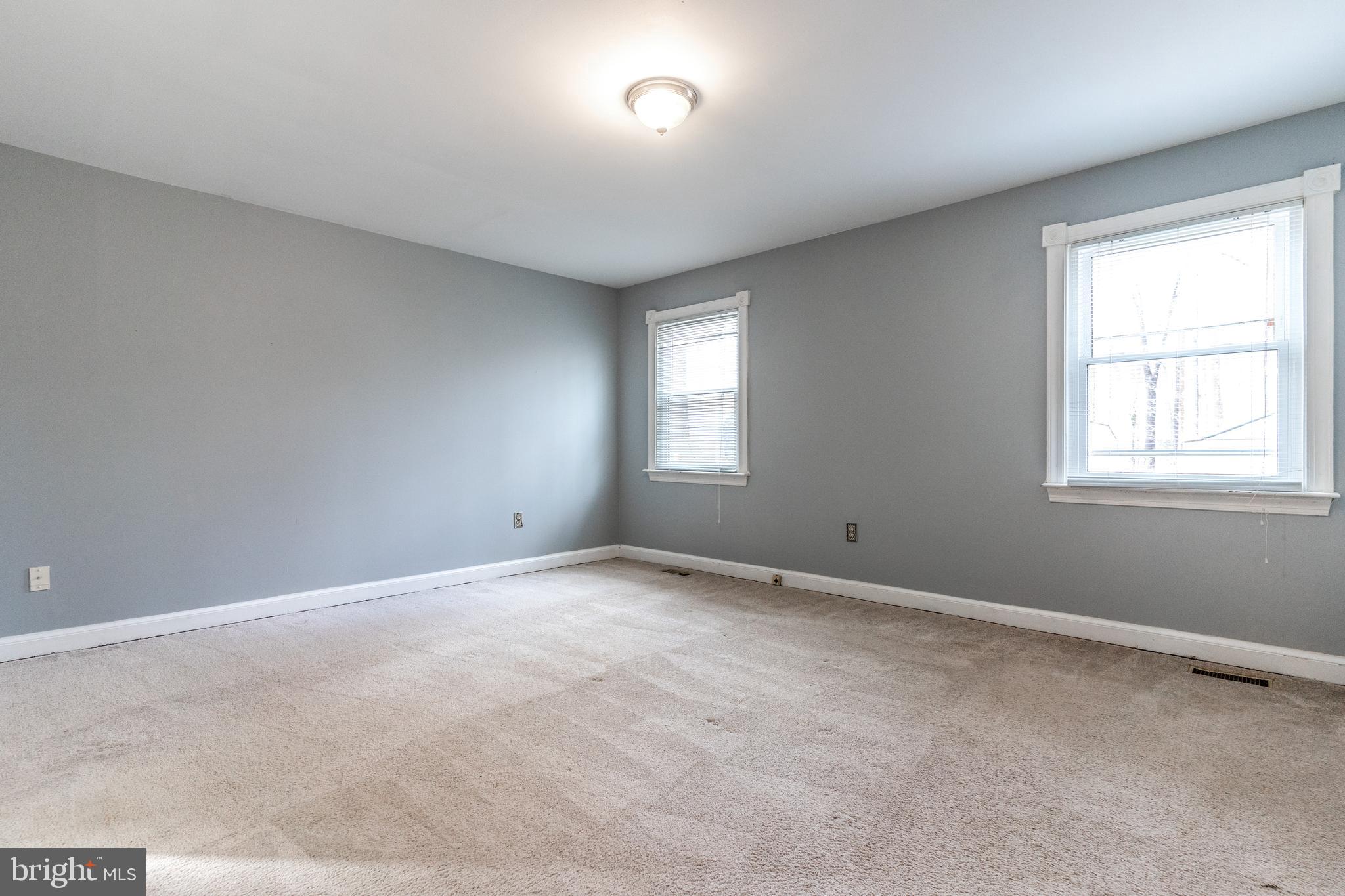 SHERWOOD MANOR - Residential Lease