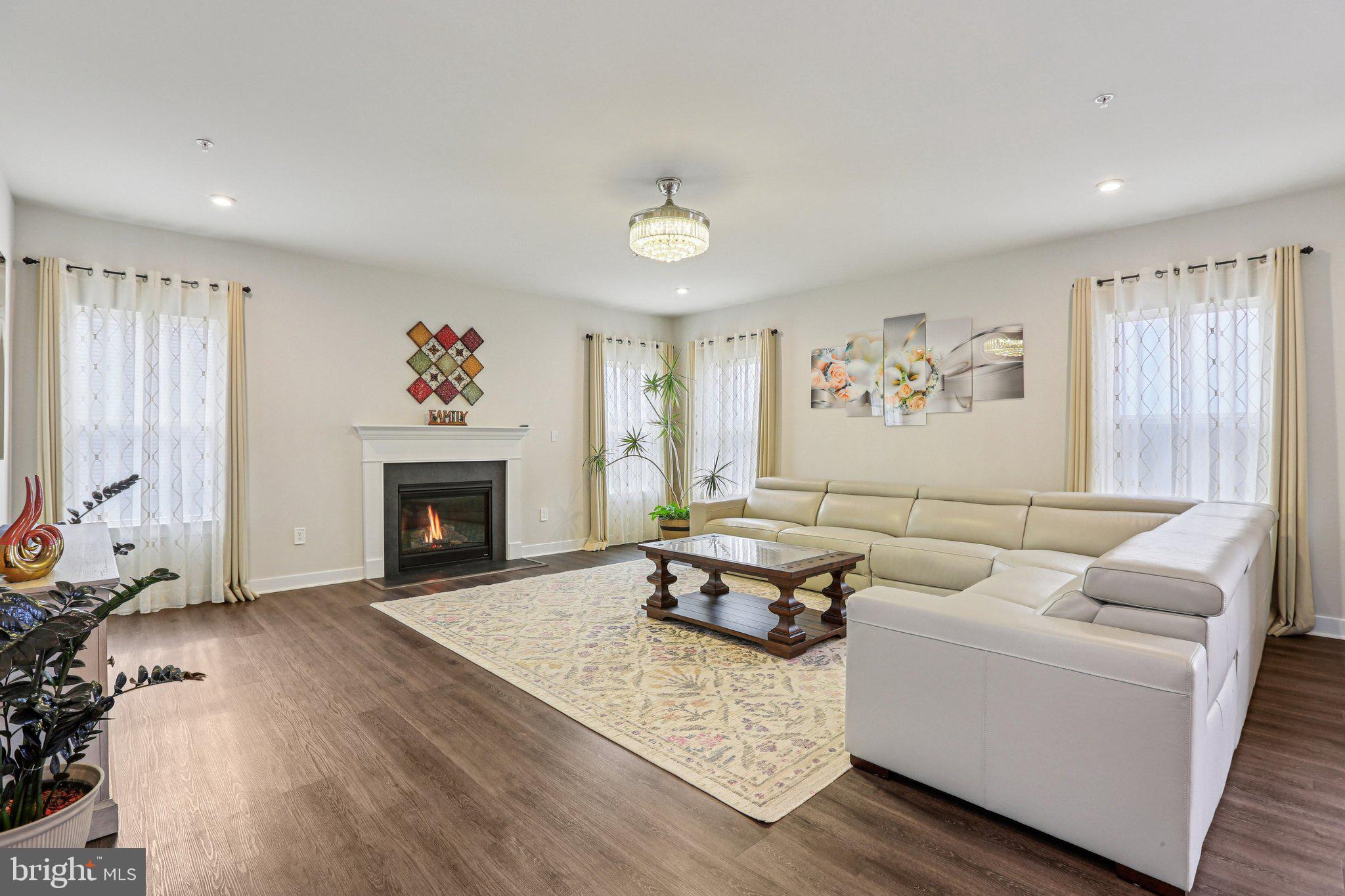 HARVEST RIDGE - Residential