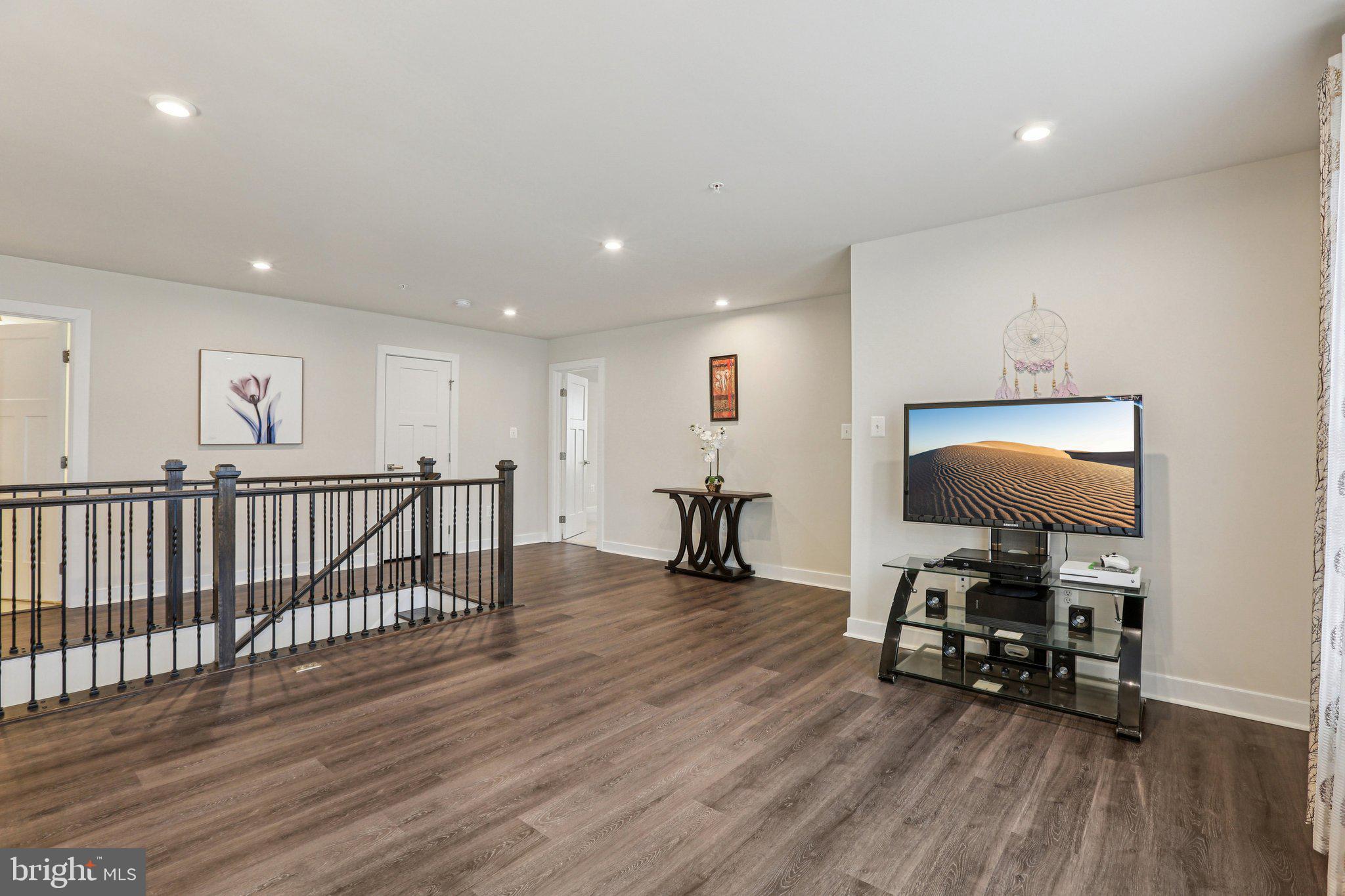 HARVEST RIDGE - Residential