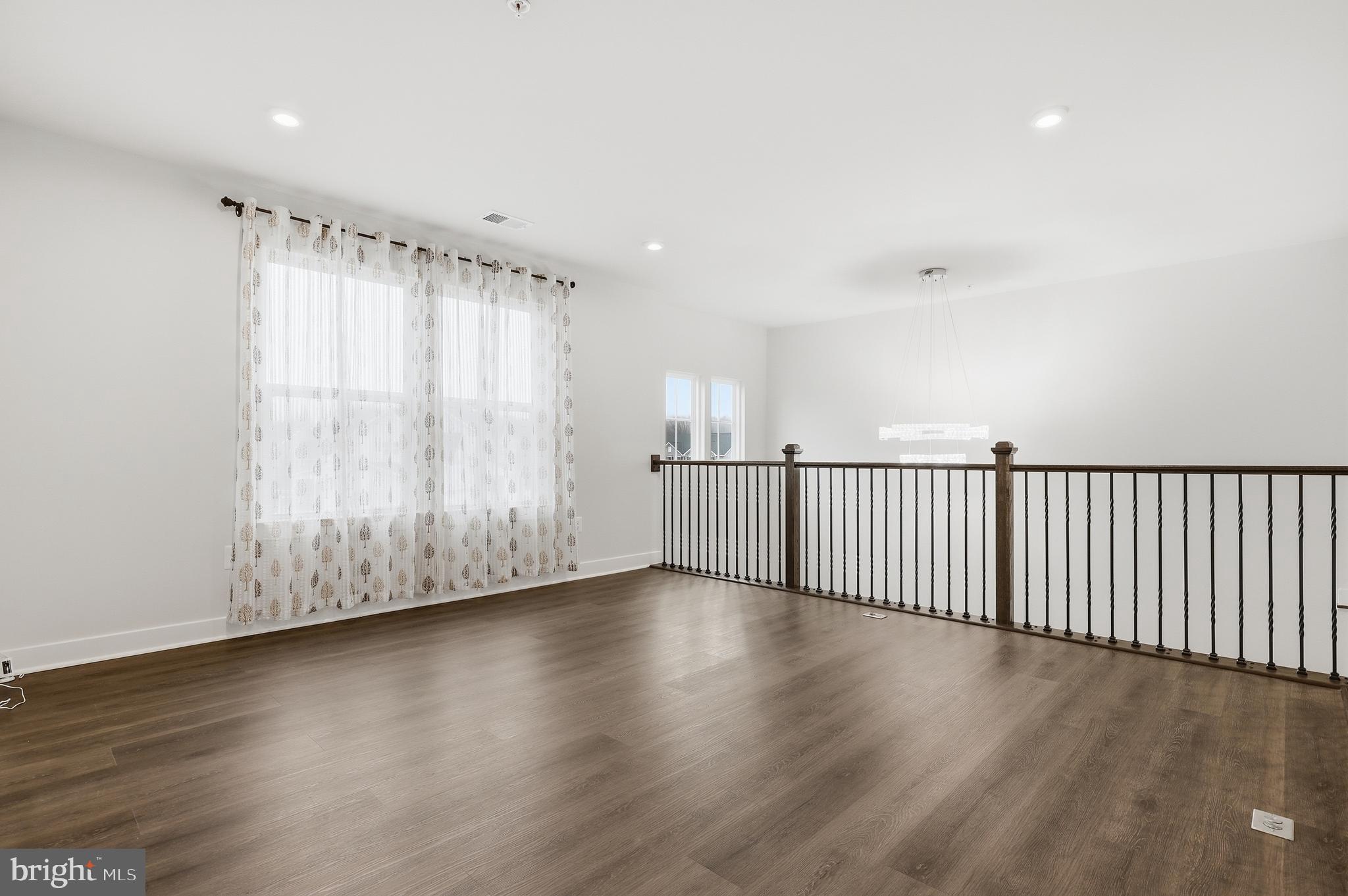 HARVEST RIDGE - Residential