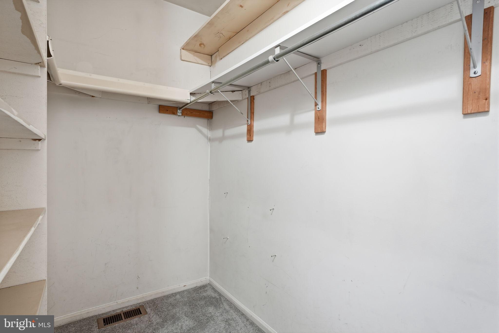 HEACOCK MDWS - Residential