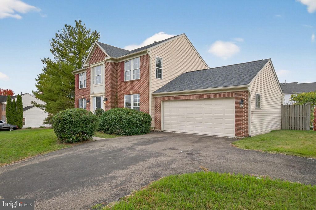 Photo of 6903 Bock Road, FORT WASHINGTON, MD 20744 (MLS # MDPG2179440)