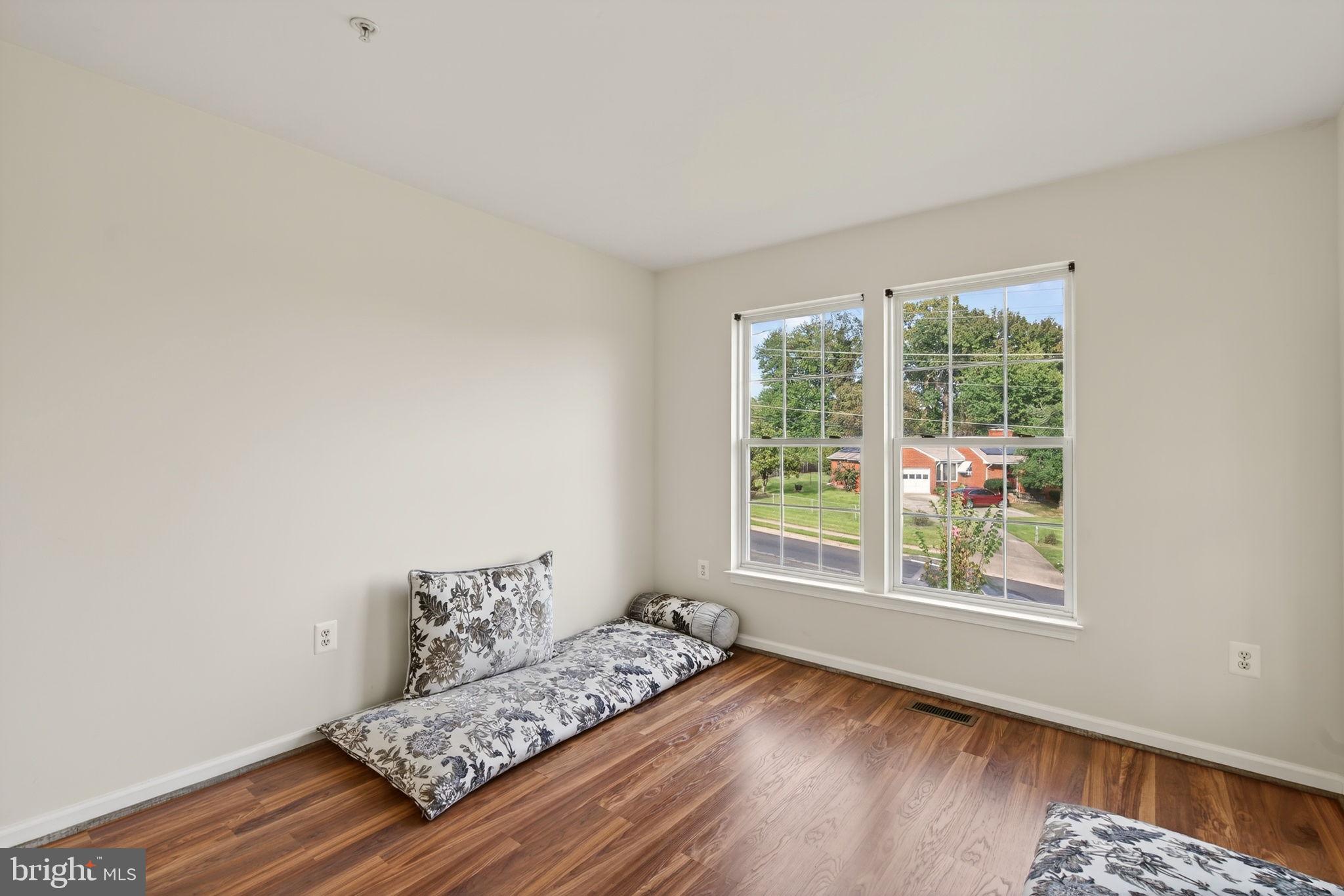 WOODSIDE ESTATES PLAT 1> - Residential