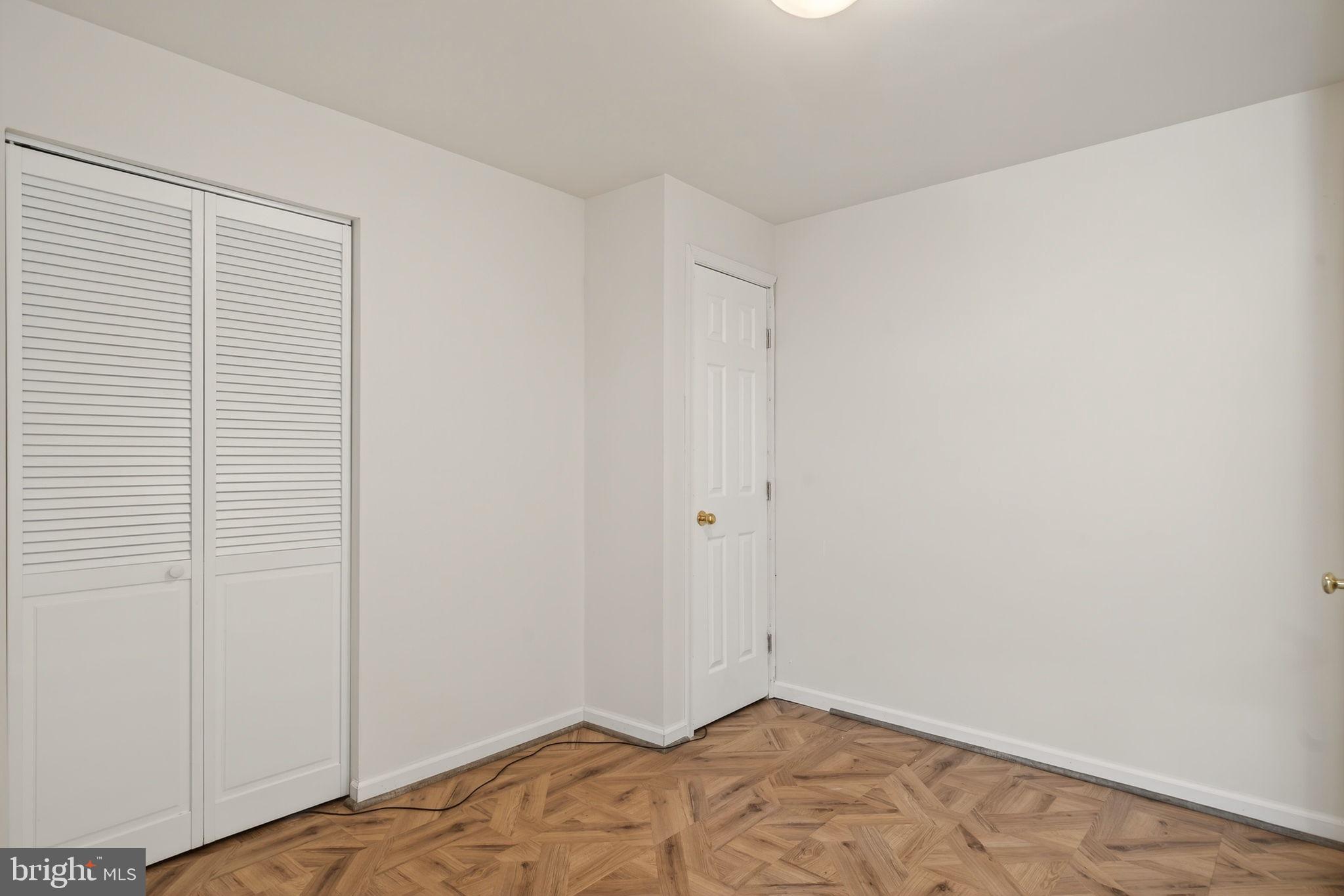 WOODSIDE ESTATES PLAT 1> - Residential