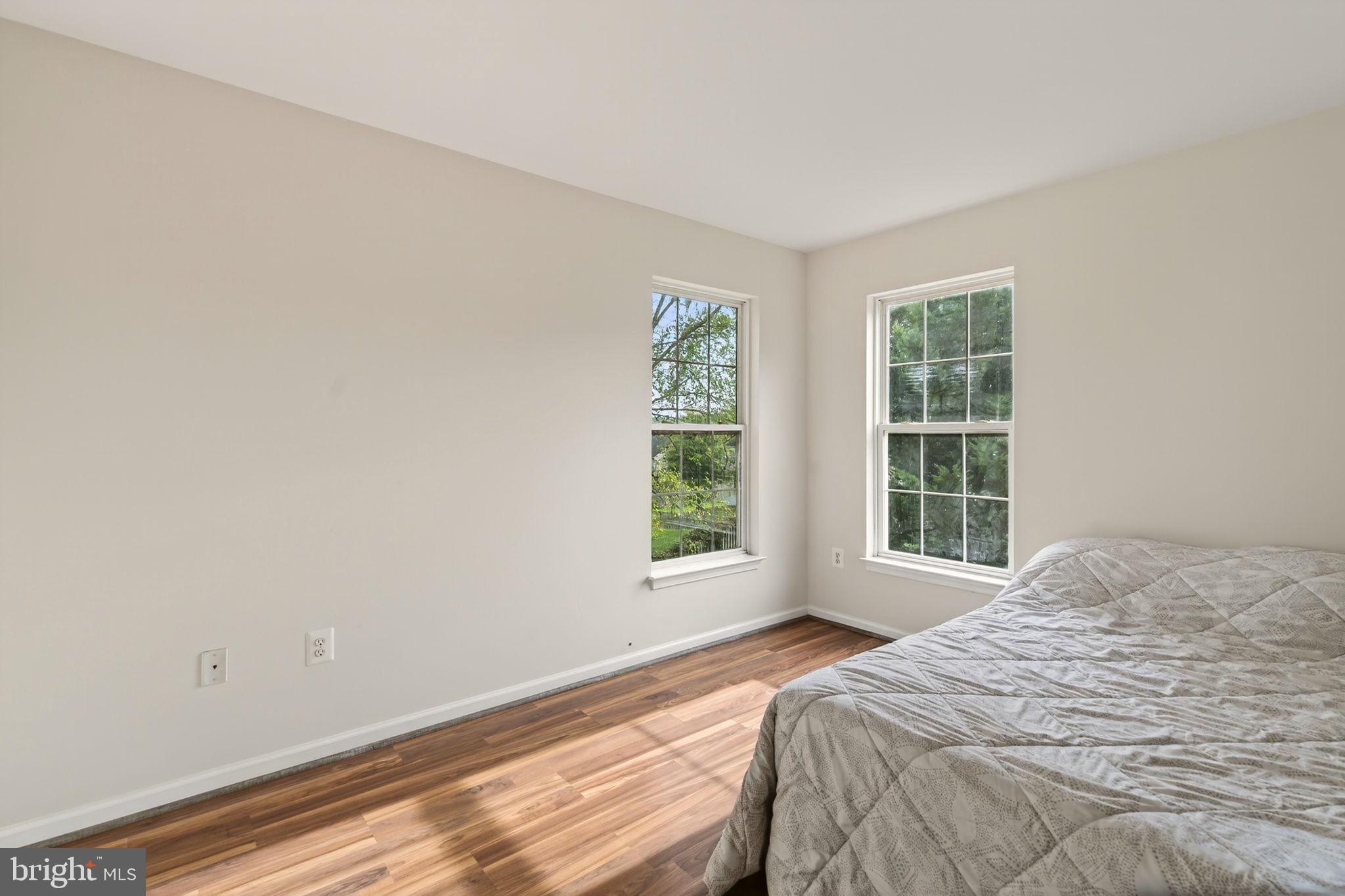 WOODSIDE ESTATES PLAT 1> - Residential