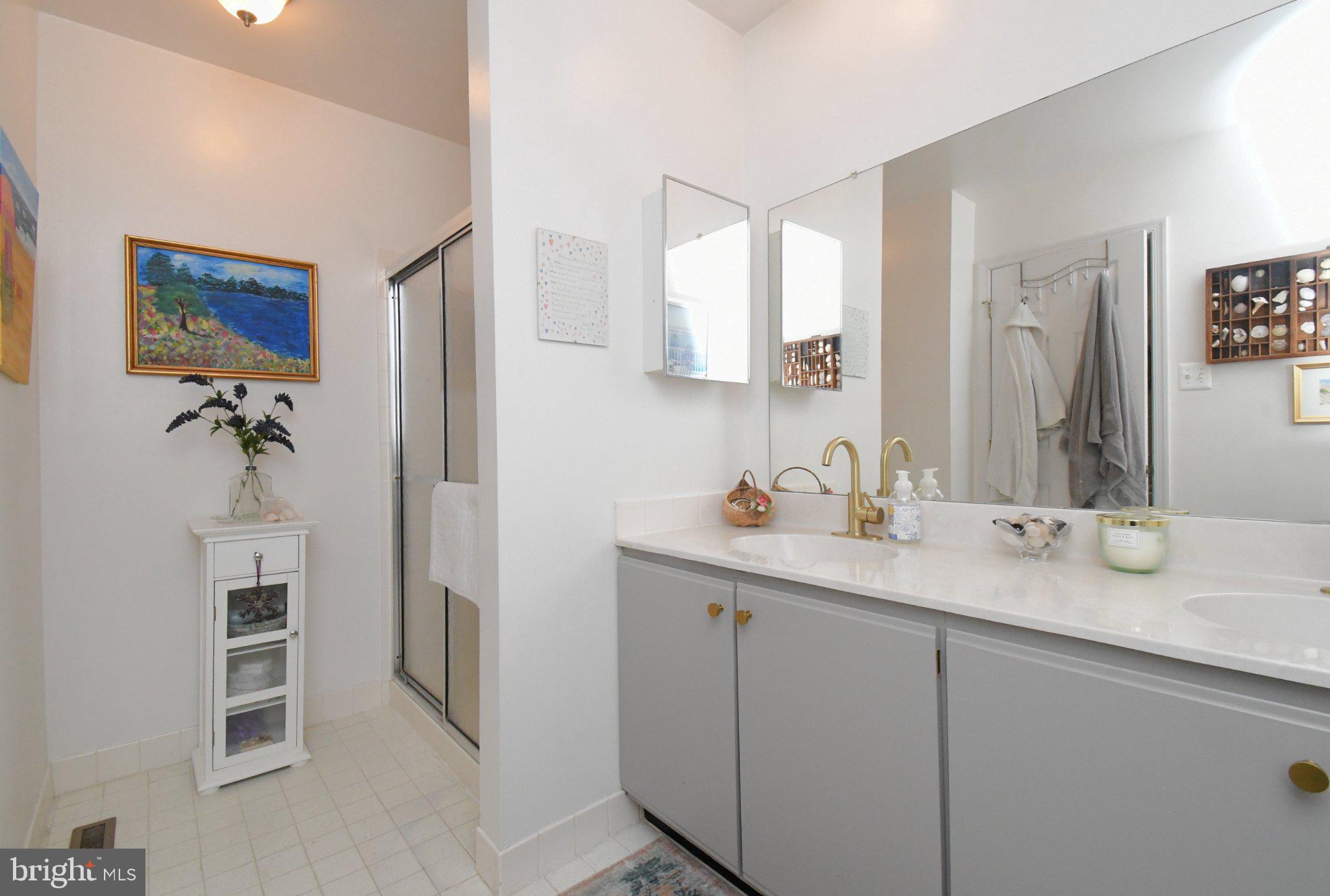 WETHERSFIELD - Residential