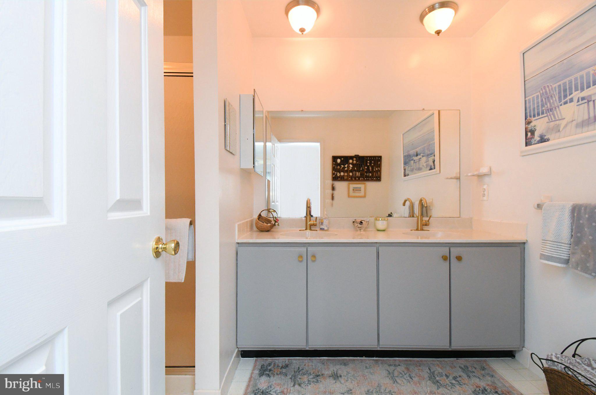 WETHERSFIELD - Residential