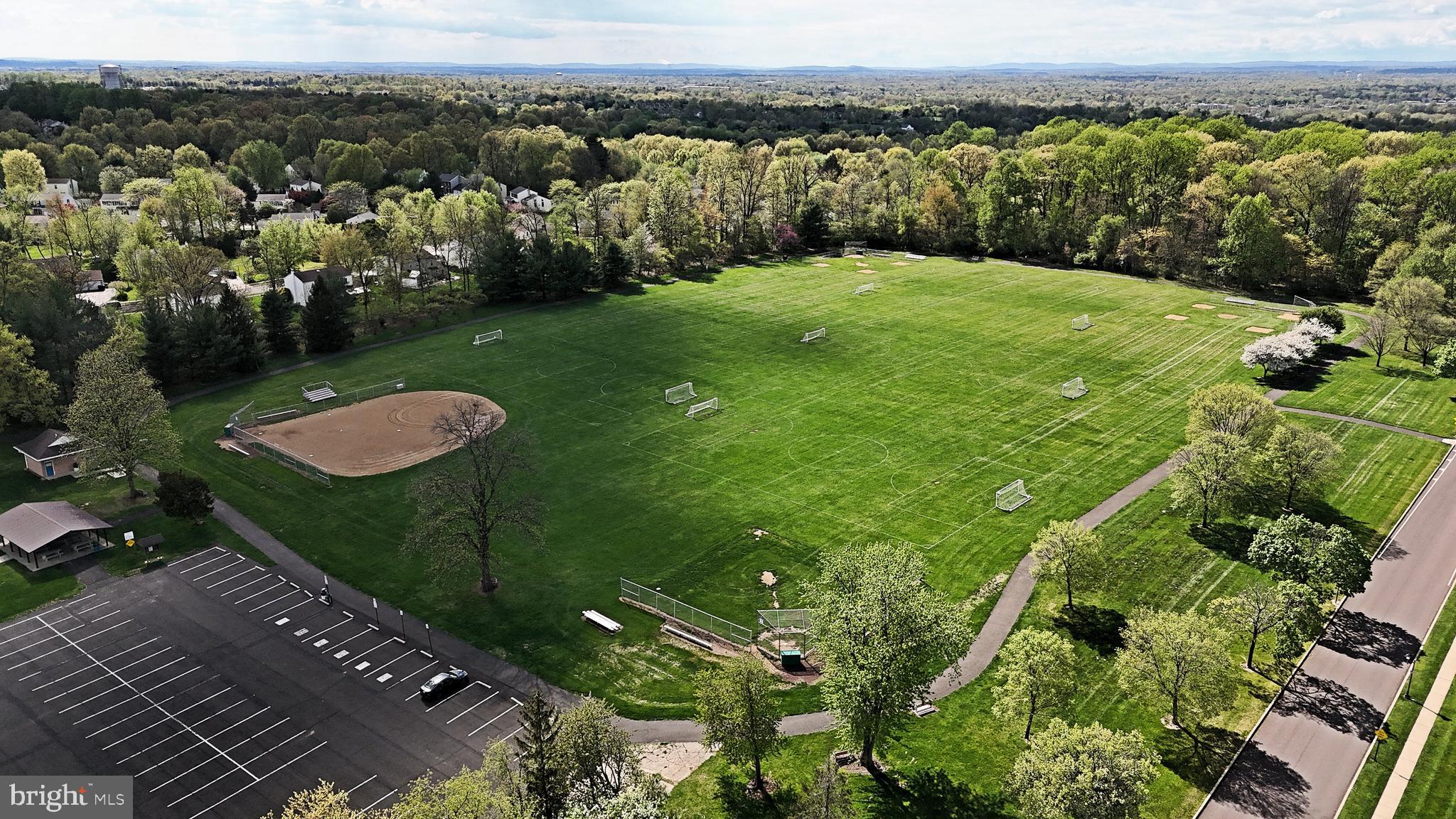 WETHERSFIELD - Residential