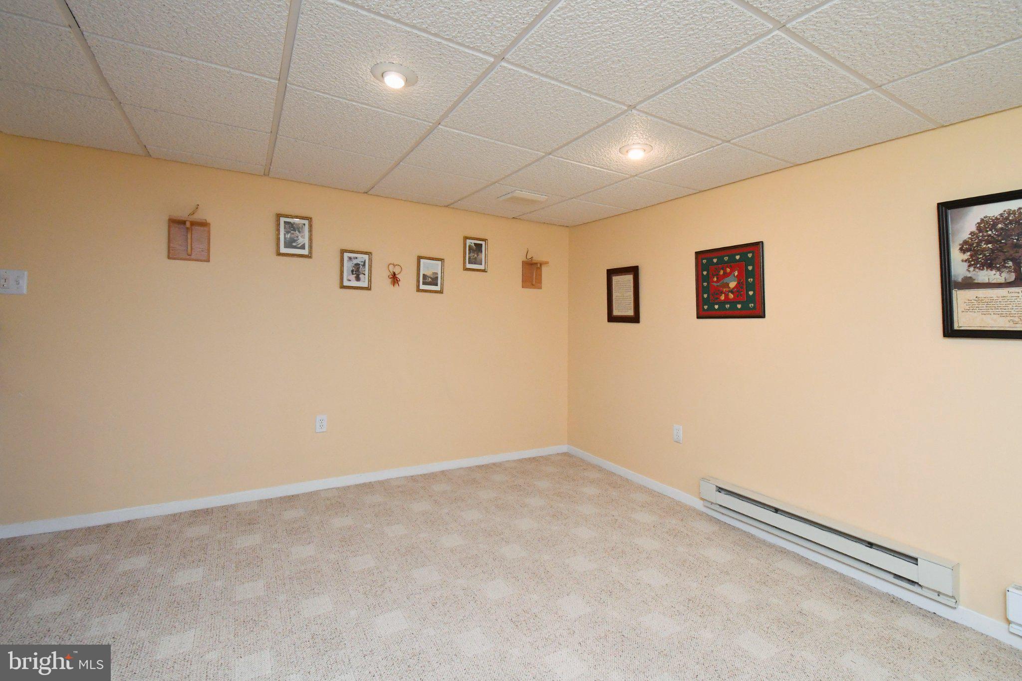 WETHERSFIELD - Residential