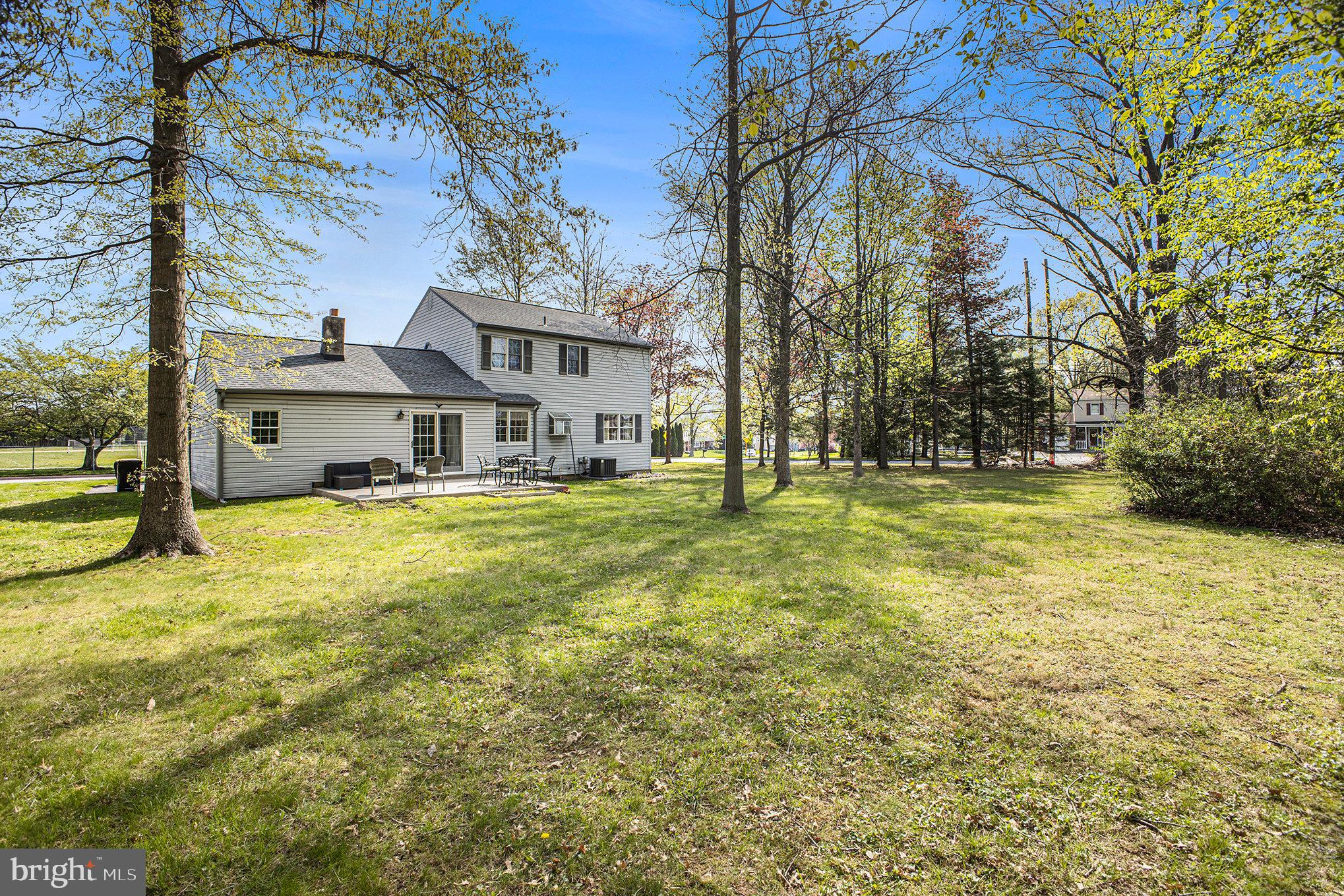 OAKLAND FARMS - Residential